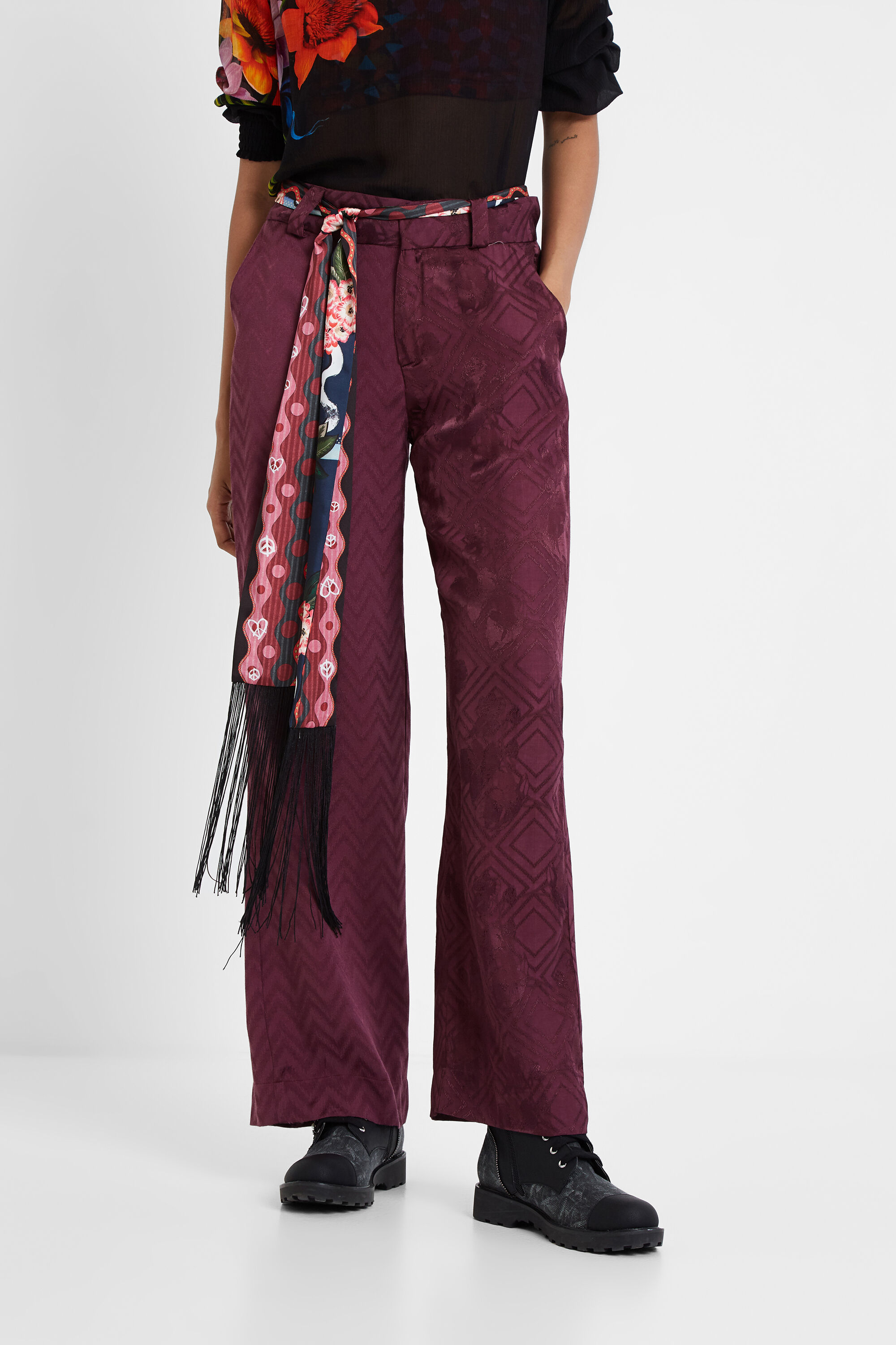 Pantal&oacute;n jaquard cintur&oacute;n pa&ntilde;uelo