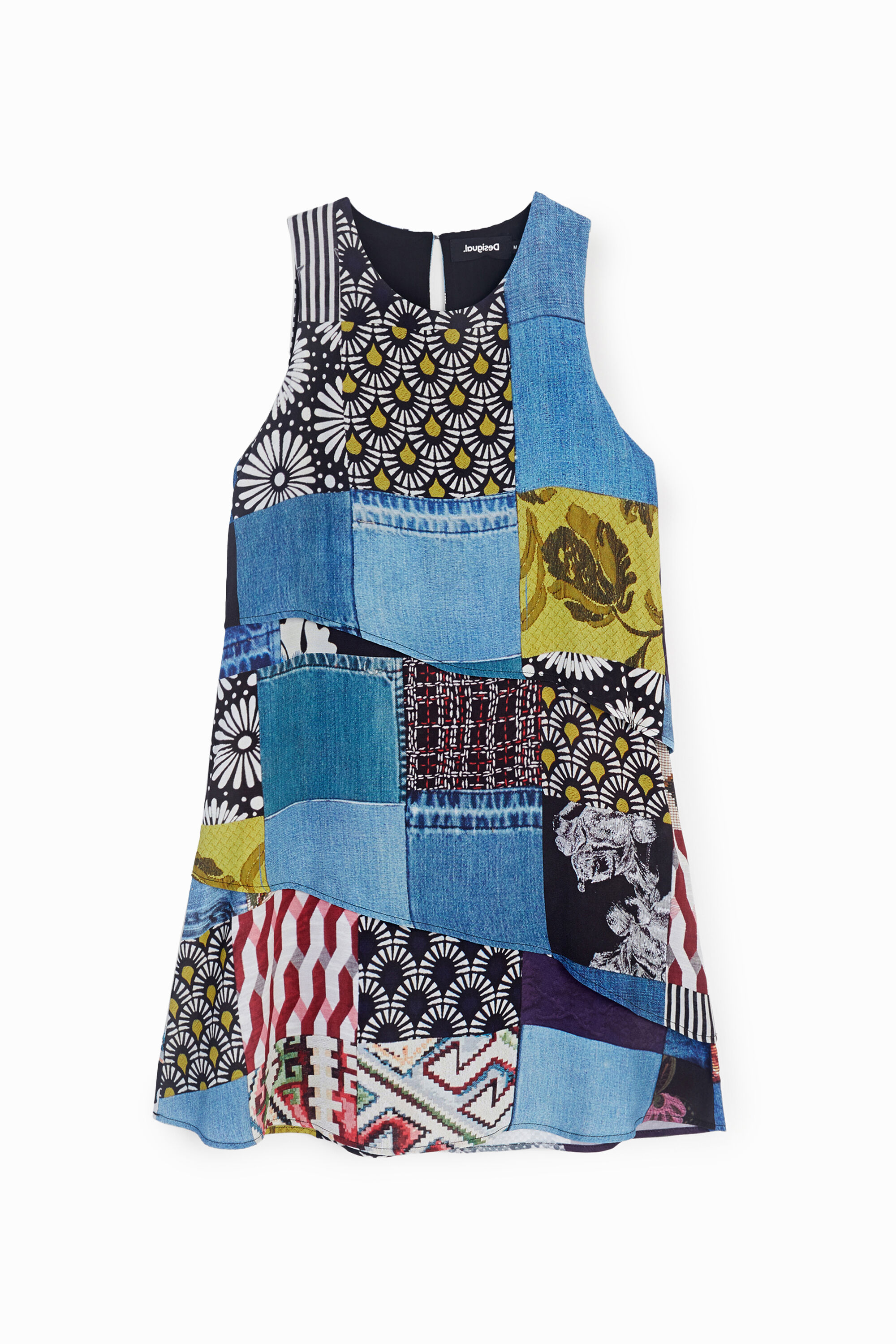 Vestido corto print patch digital