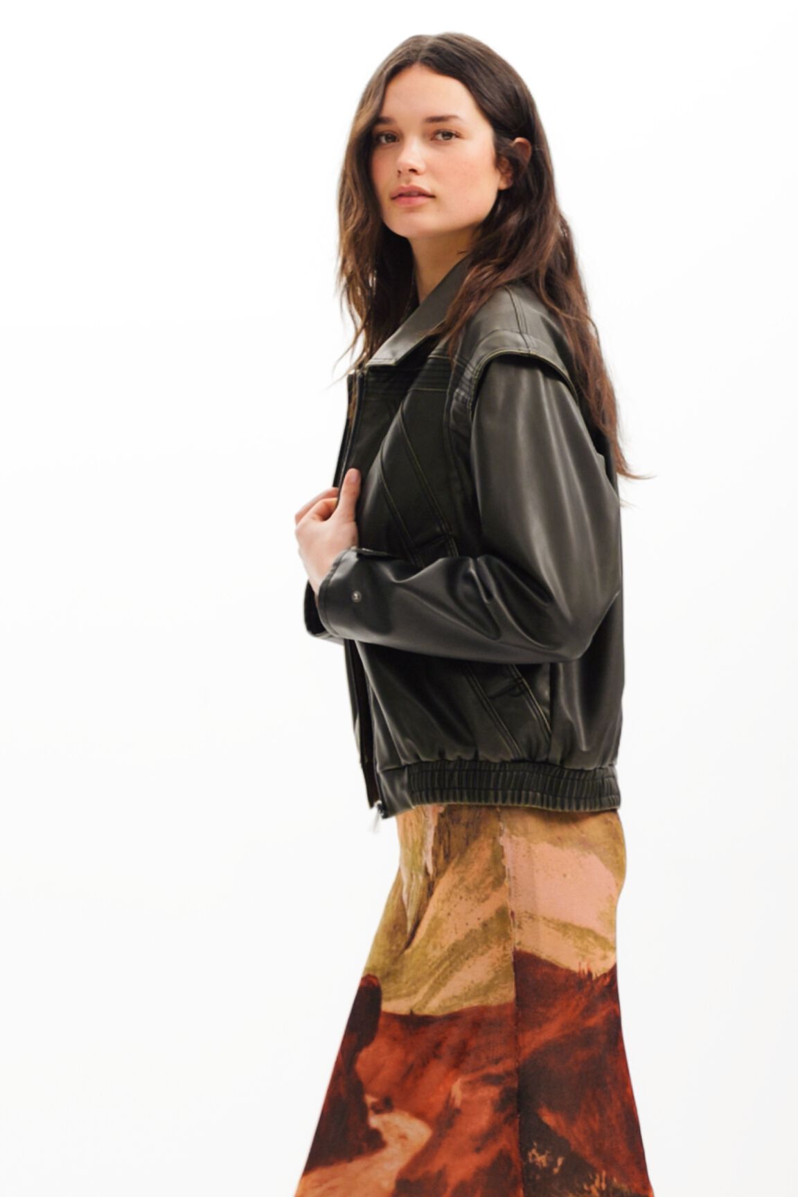 Chaqueta efecto piel mangas desmontables