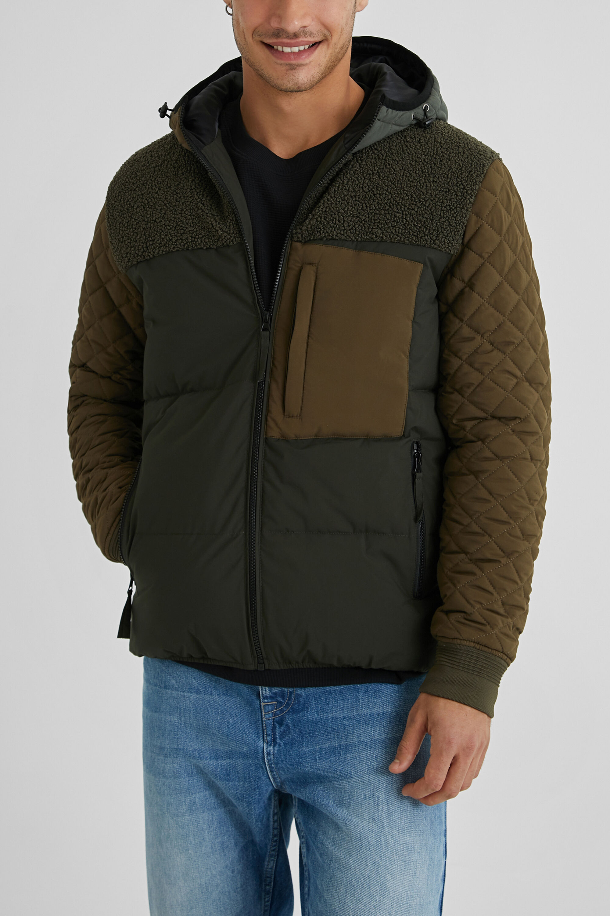 Chaqueta corta acolchada