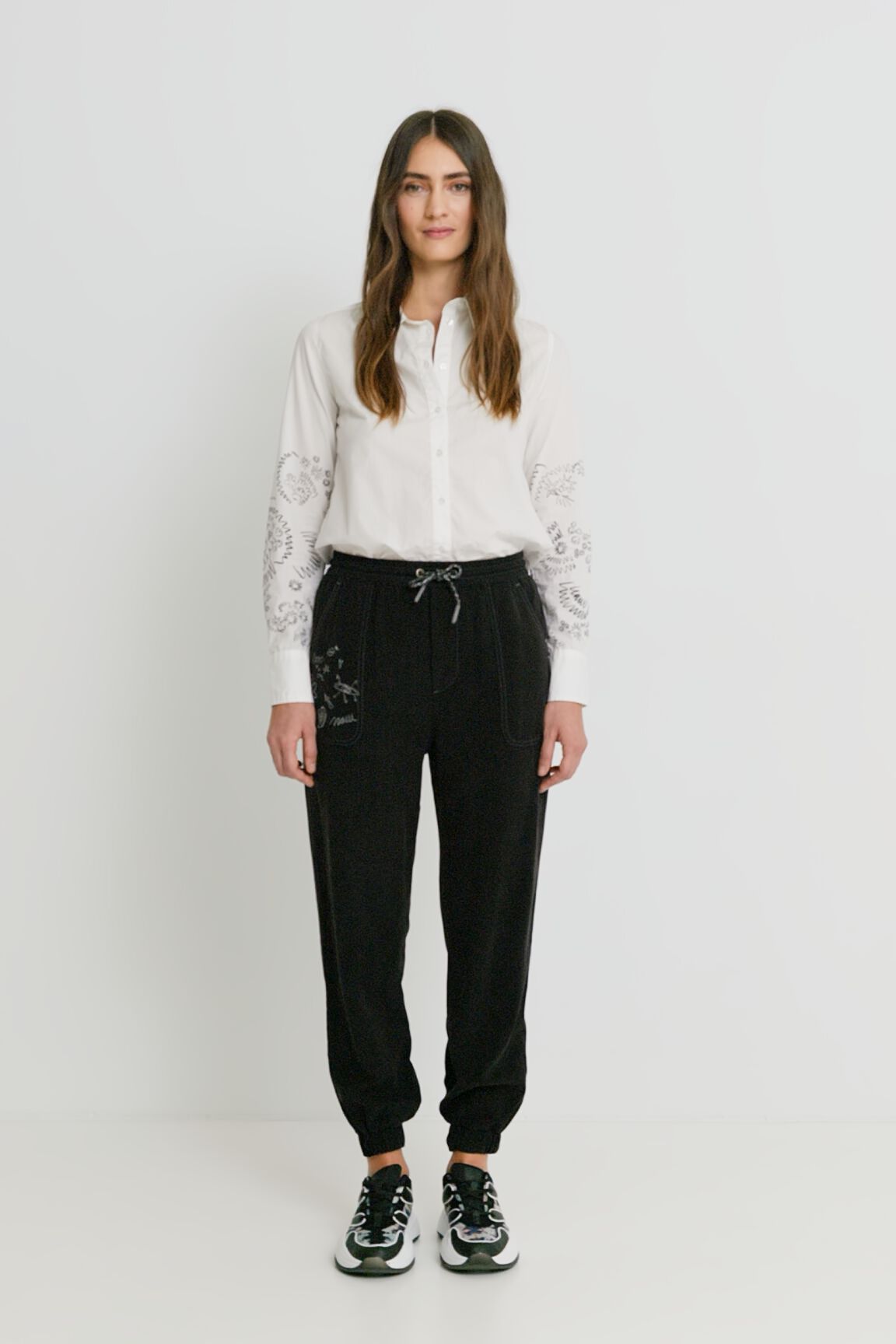 Pantal&oacute;n jogger 100% Lyocell