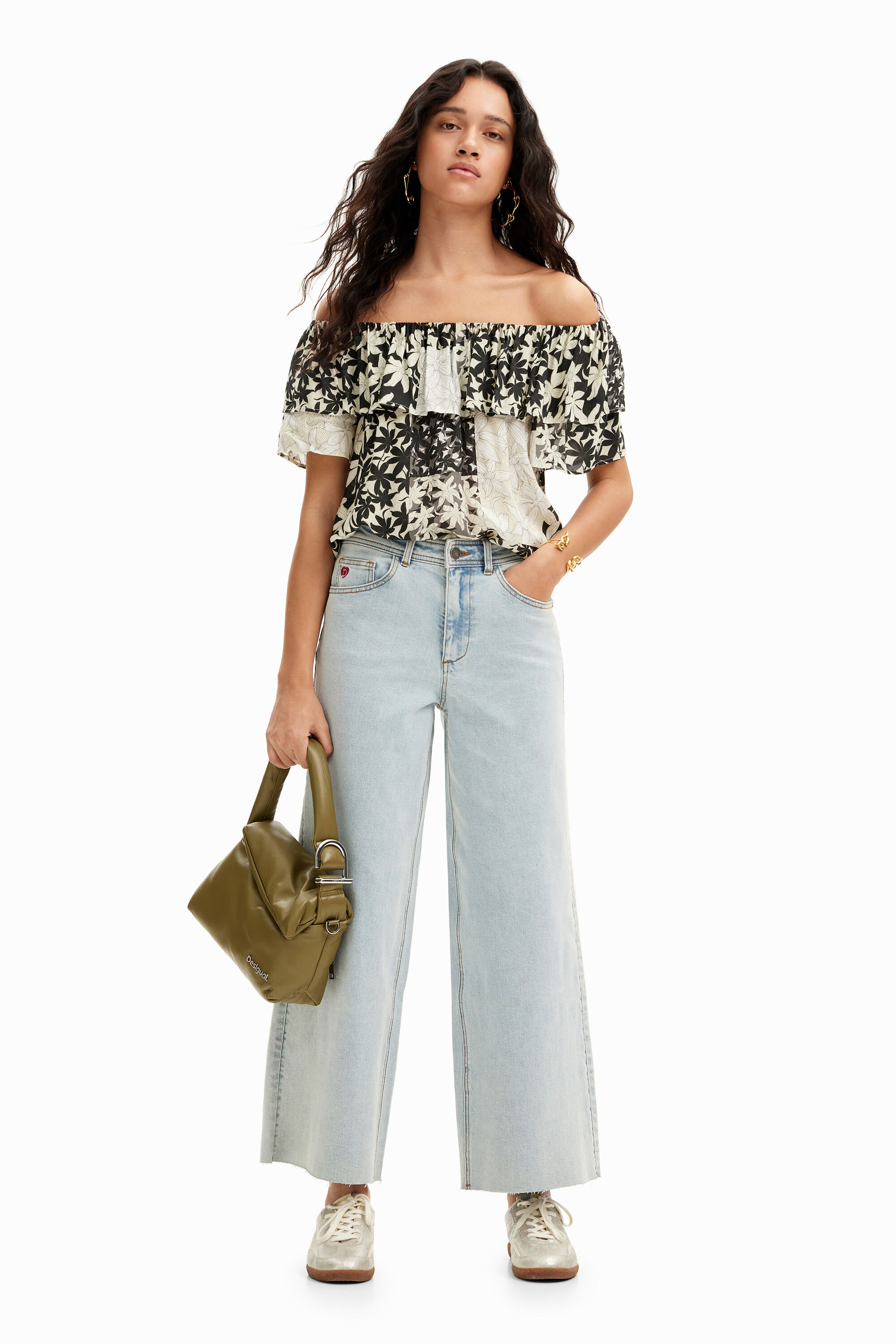 Blusa patch flores volante
