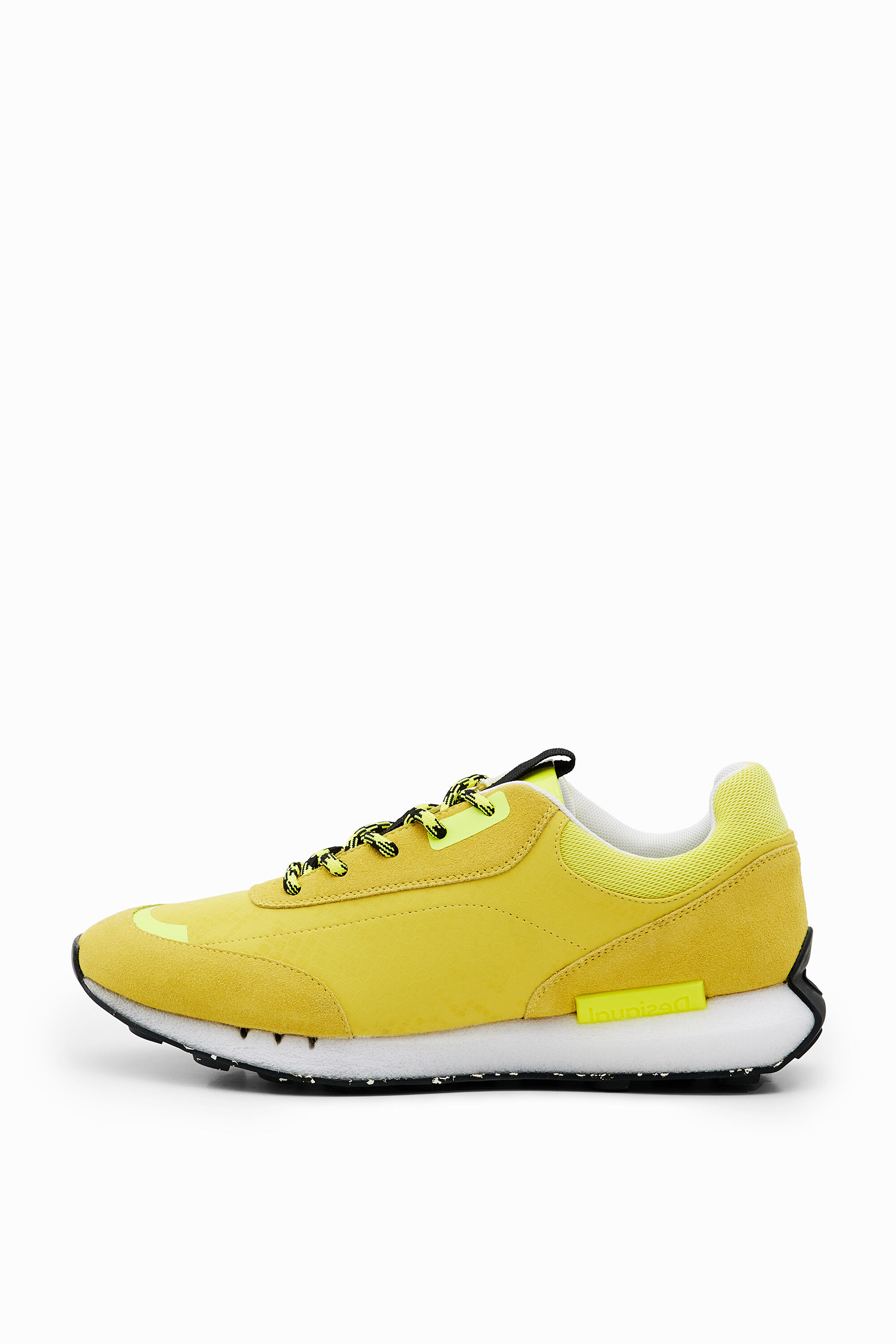 Sneakers runner engomados