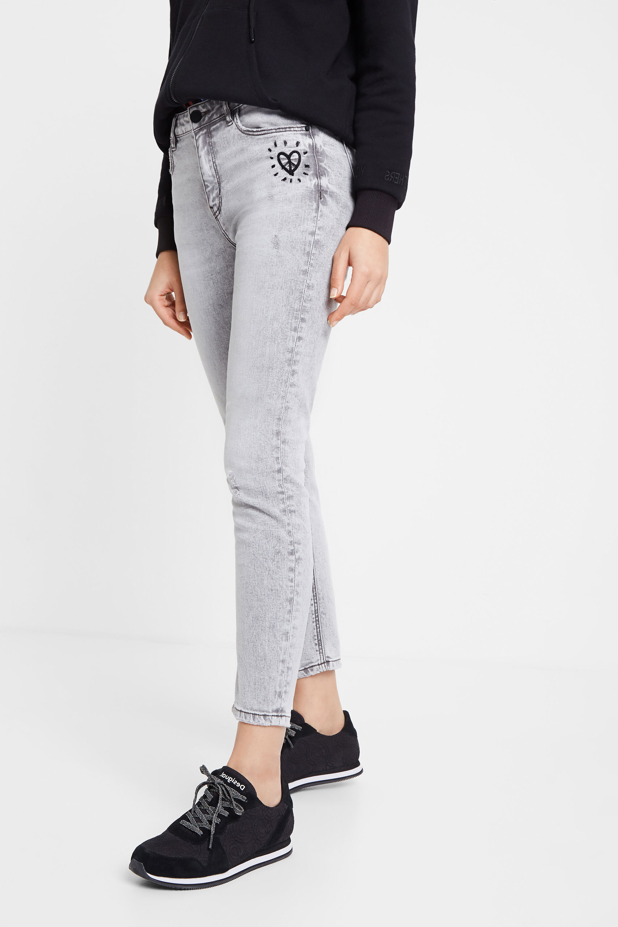 Pantal&oacute;n vaquero skinny