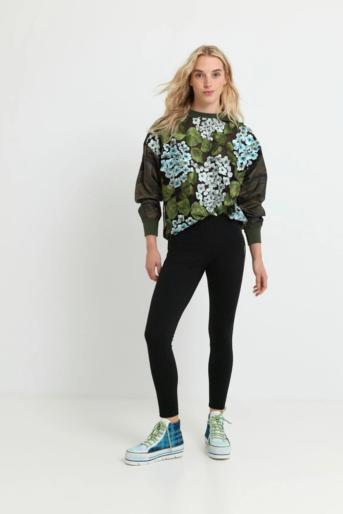 Leggings transparencias laterales