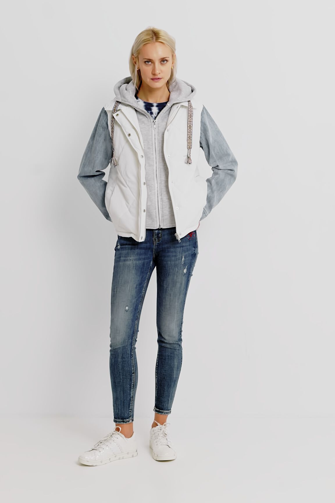 Chaqueta chaleco capucha