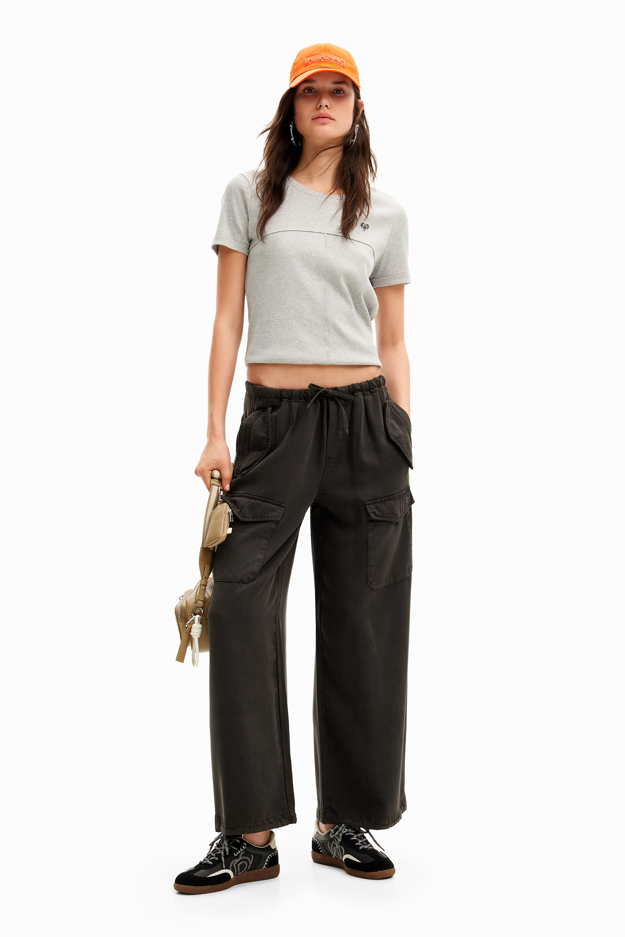 Pantal&oacute;n cargo Wide leg