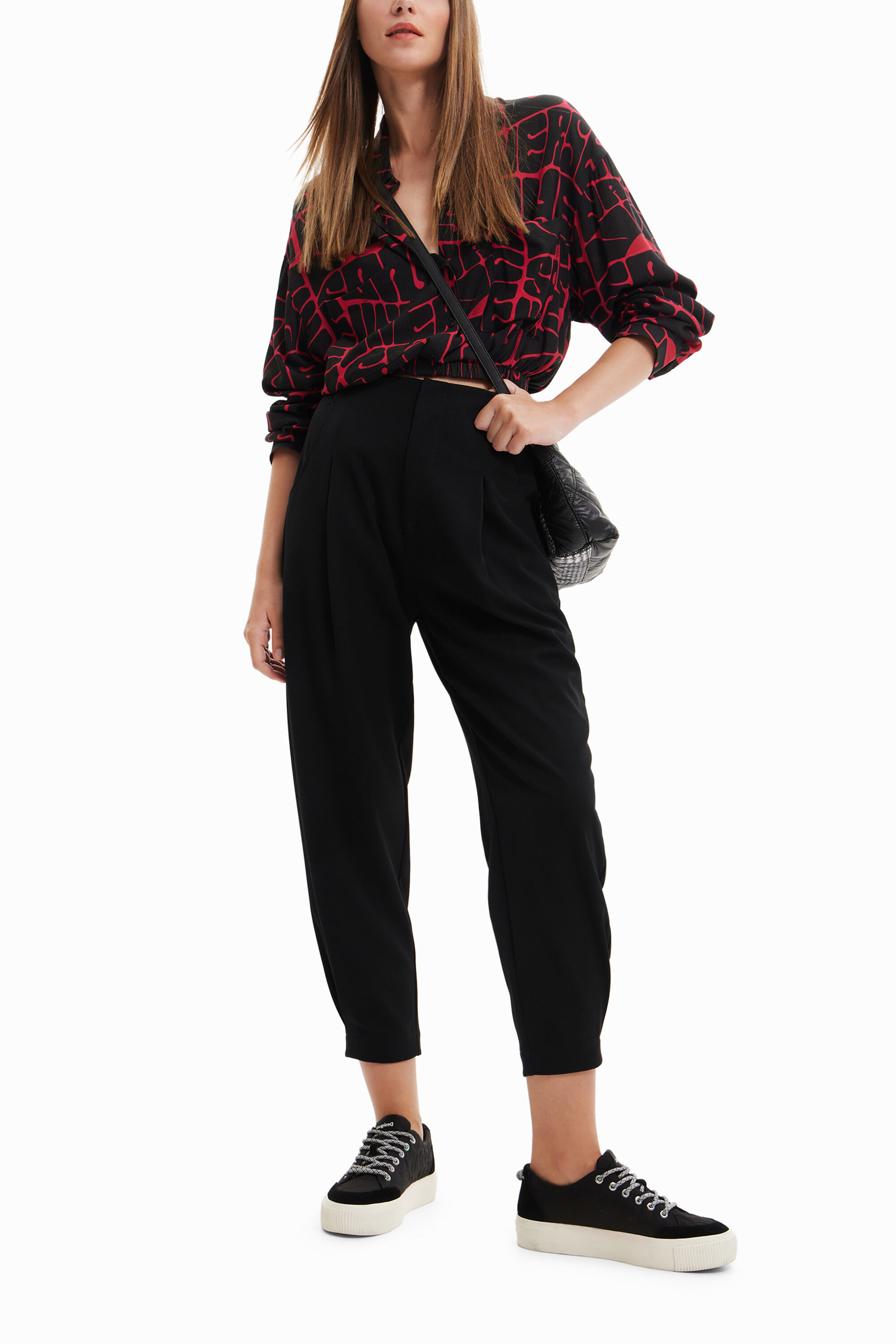 Pantal&oacute;n slouchy cropped
