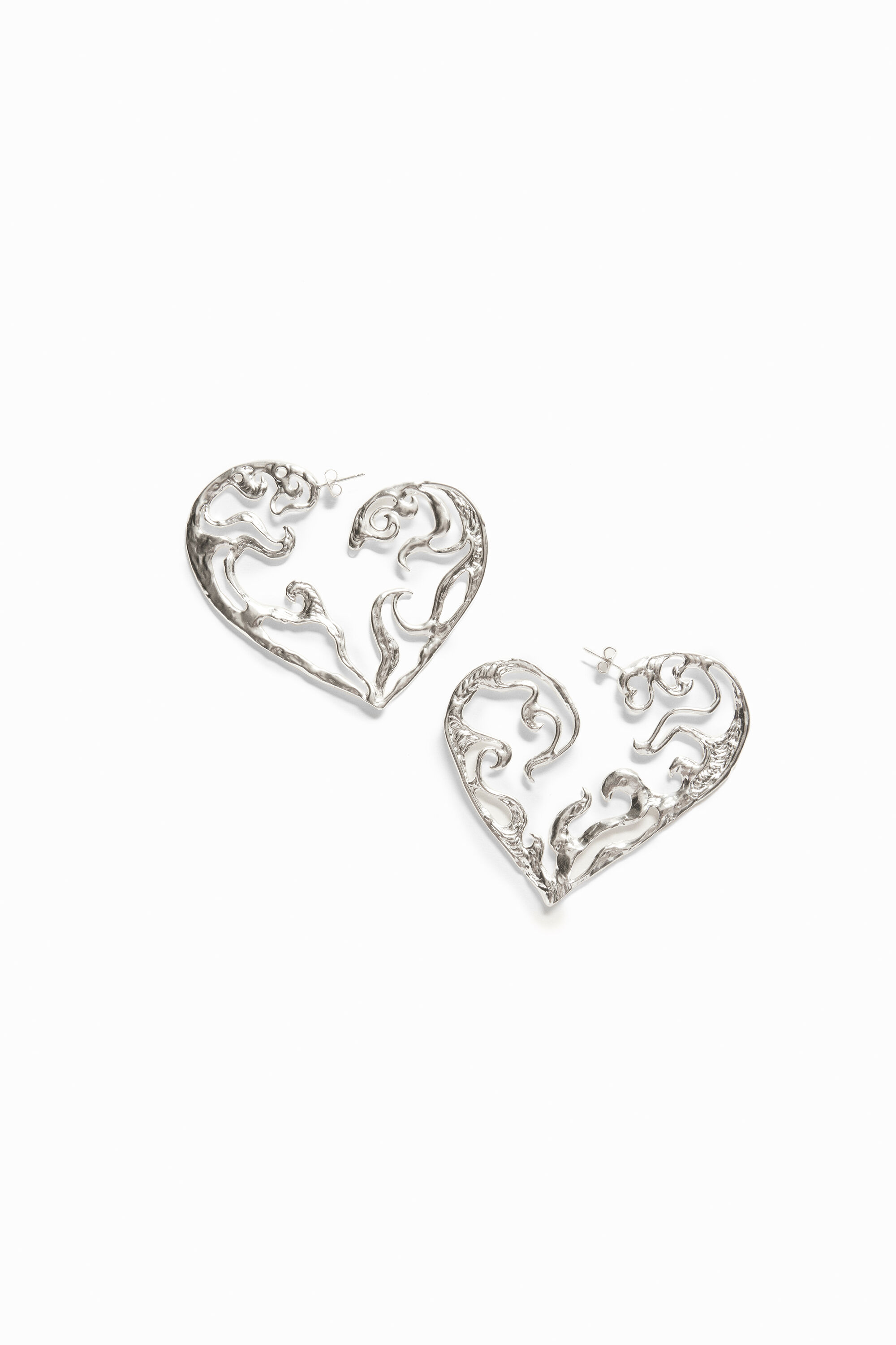 Pendientes XL coraz&oacute;n ba&ntilde;o plata Zalio