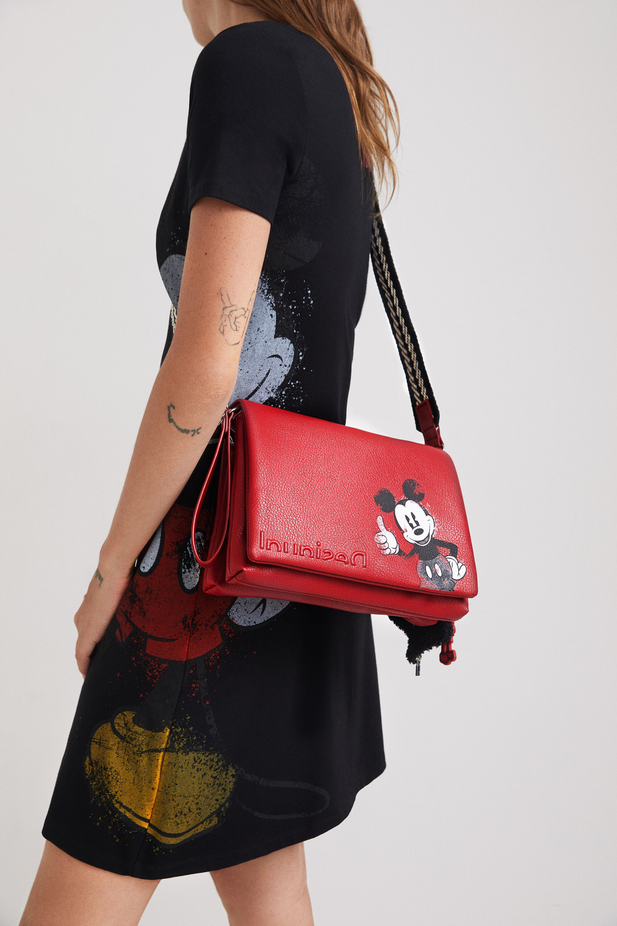Bolso bandolera efecto piel