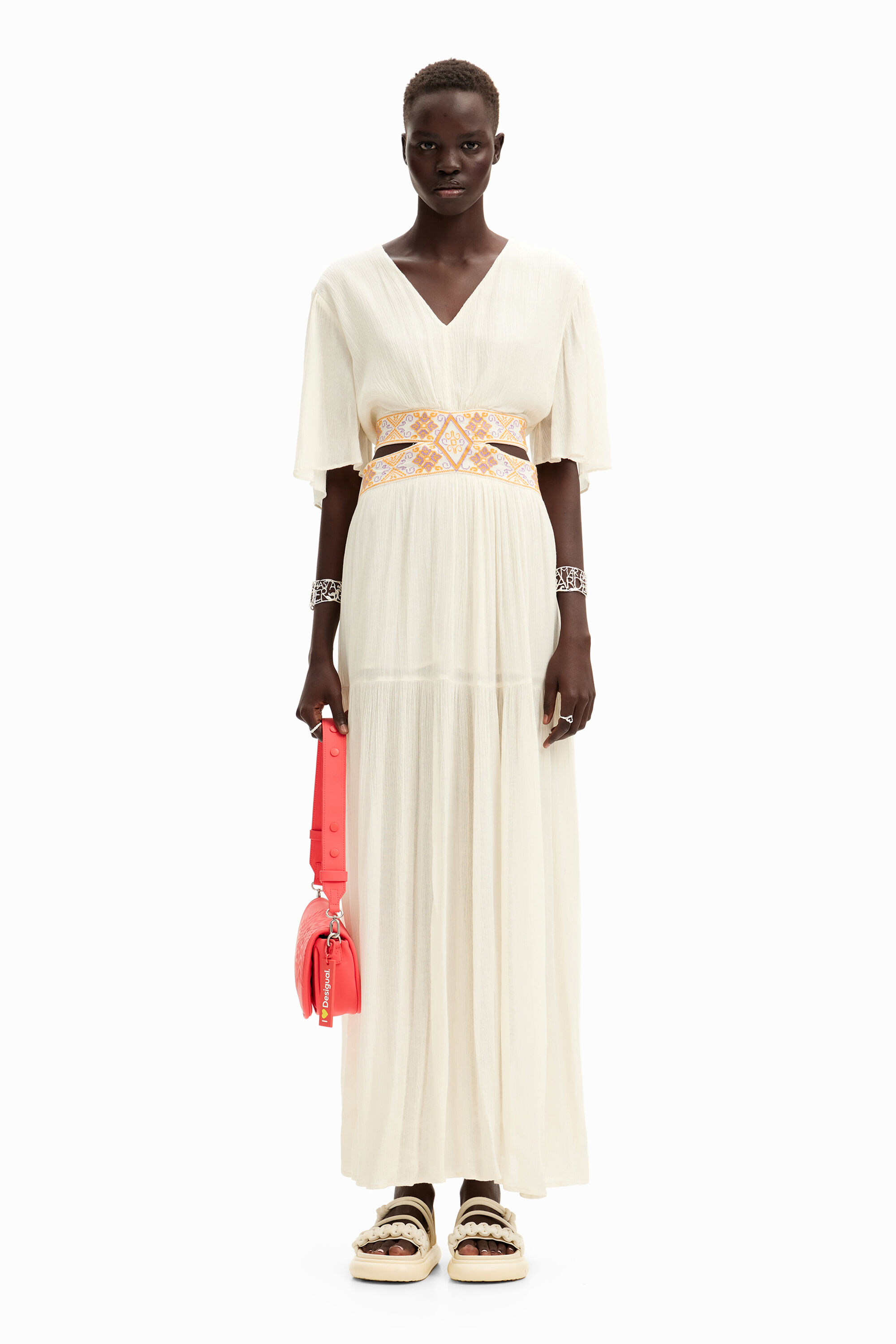 Vestido largo cut-outs