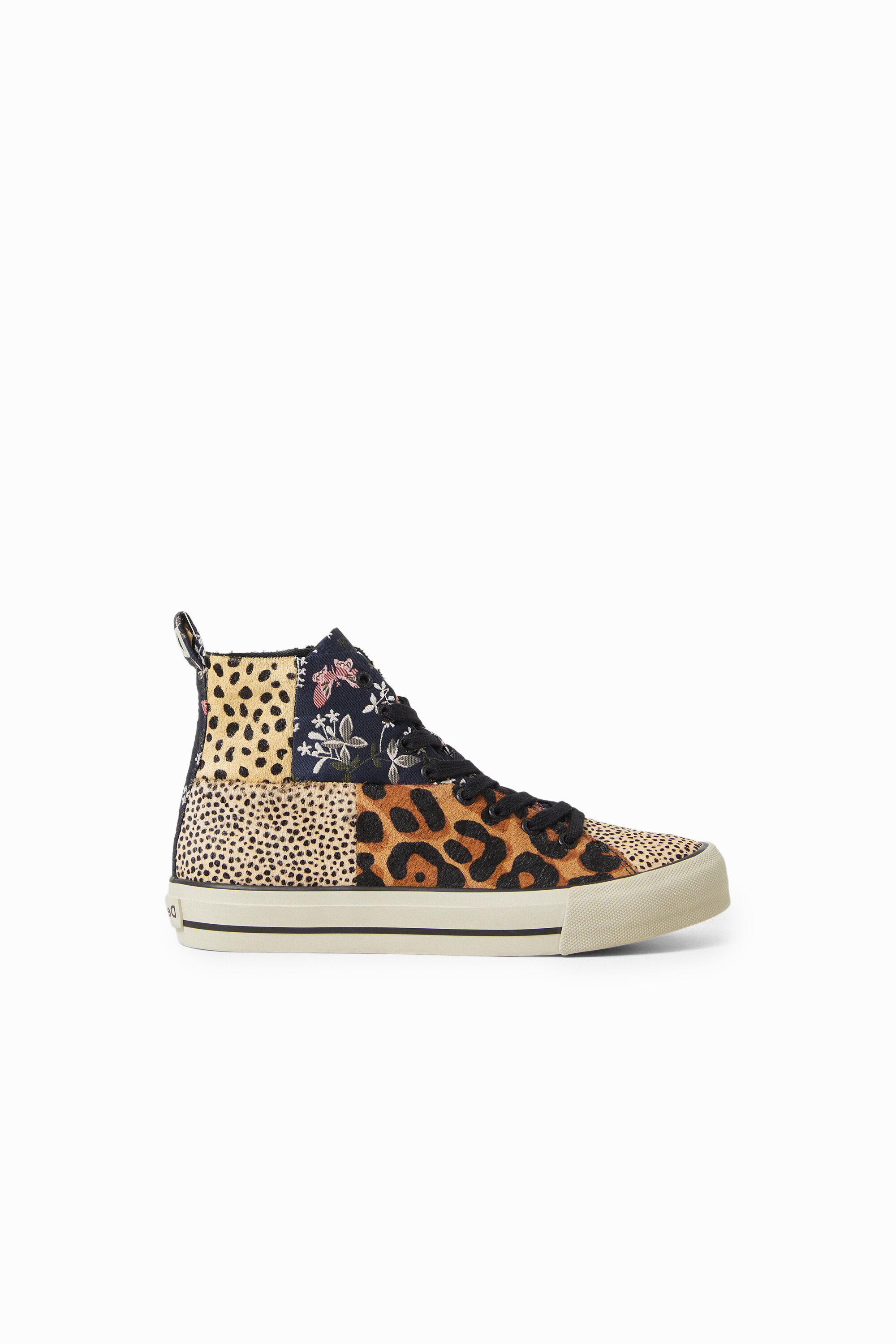 Sneakers ca&ntilde;a alta patch piel