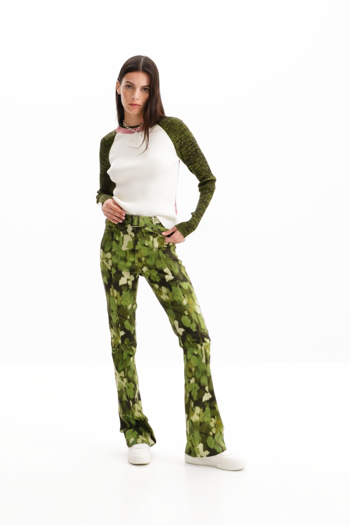 Pantal&oacute;n Flare camo