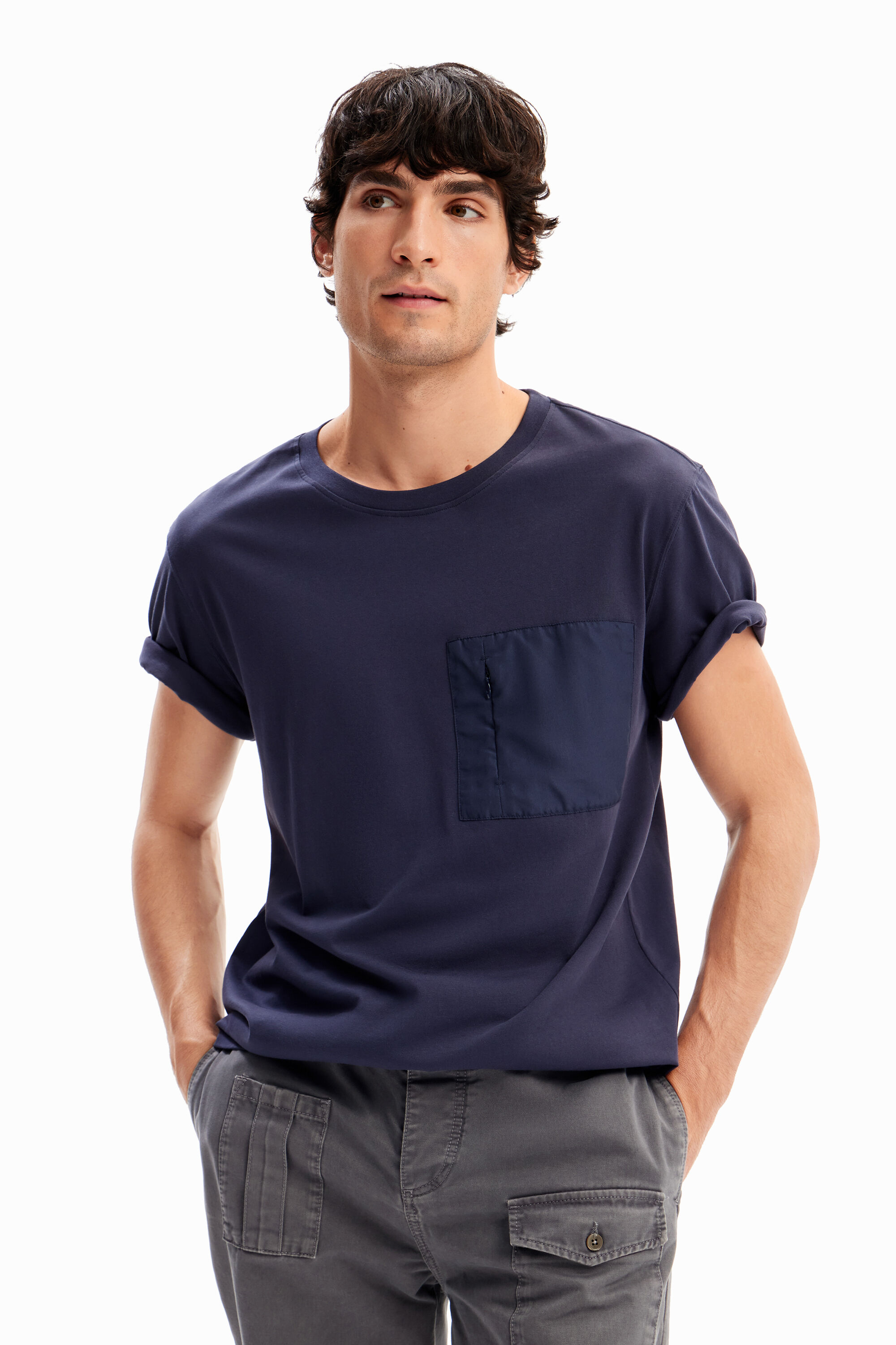 Camiseta lisa bolsillo