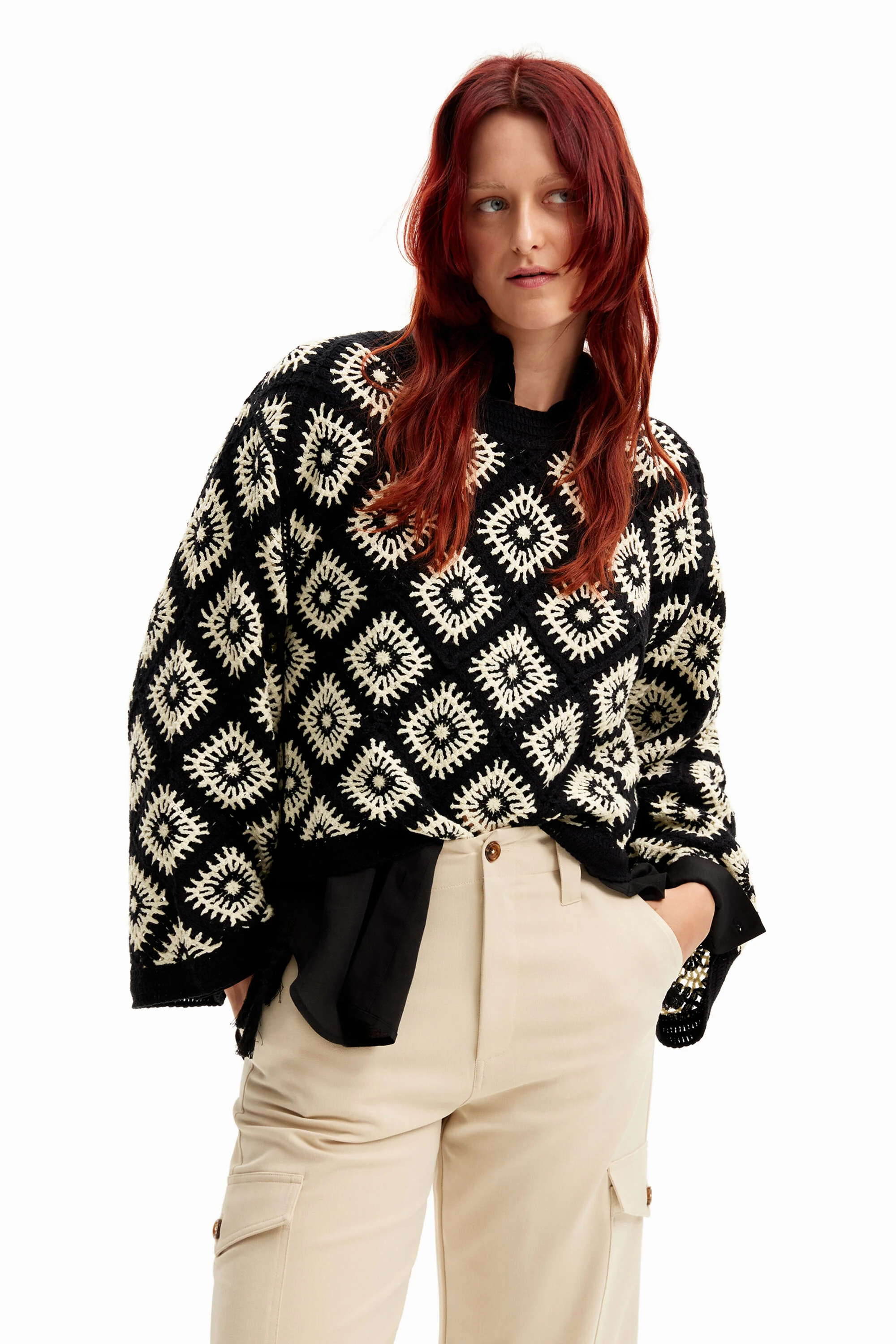 Jersey crochet con figuras geom&eacute;tricas