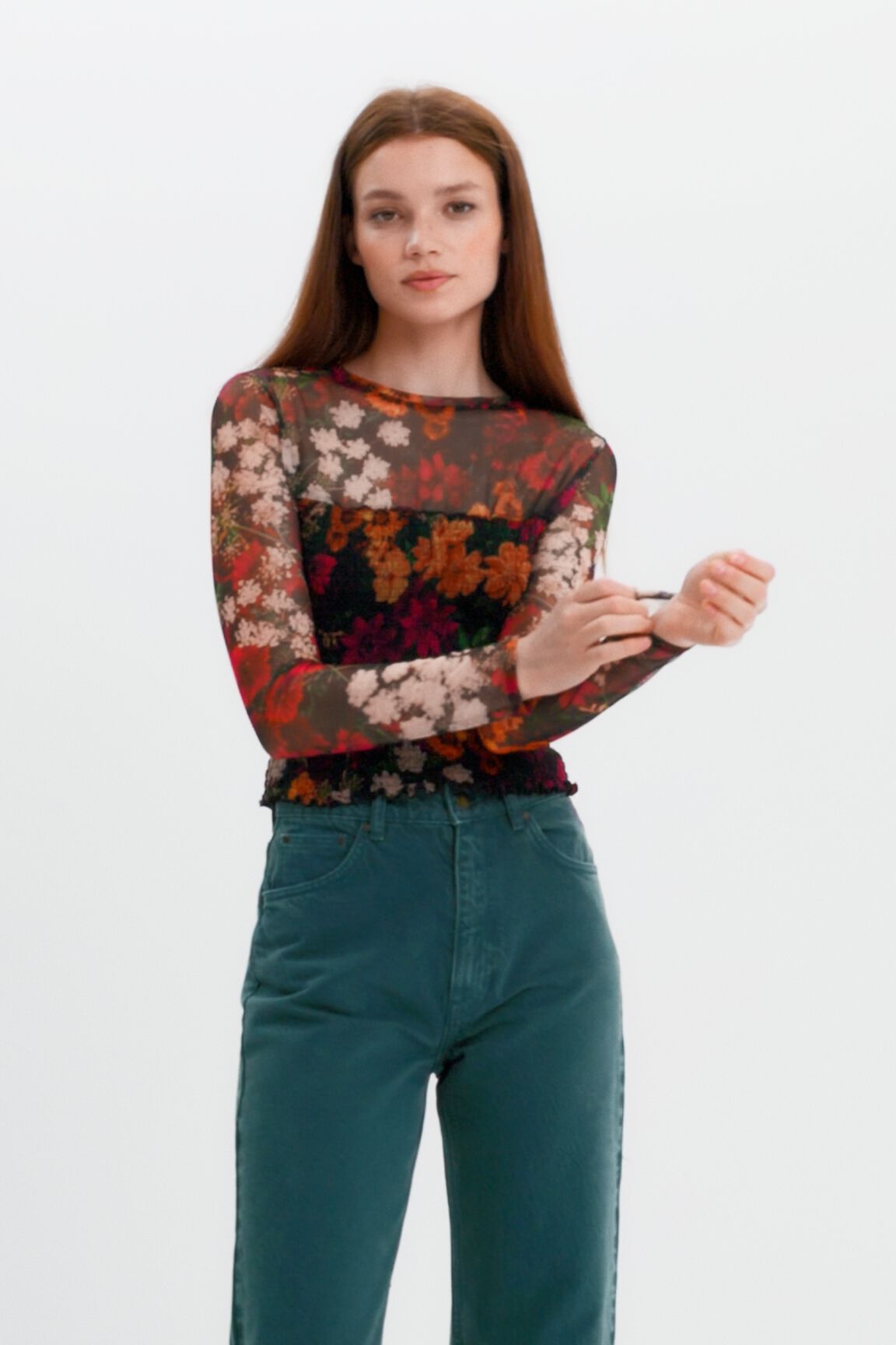 Camiseta slim corta tul