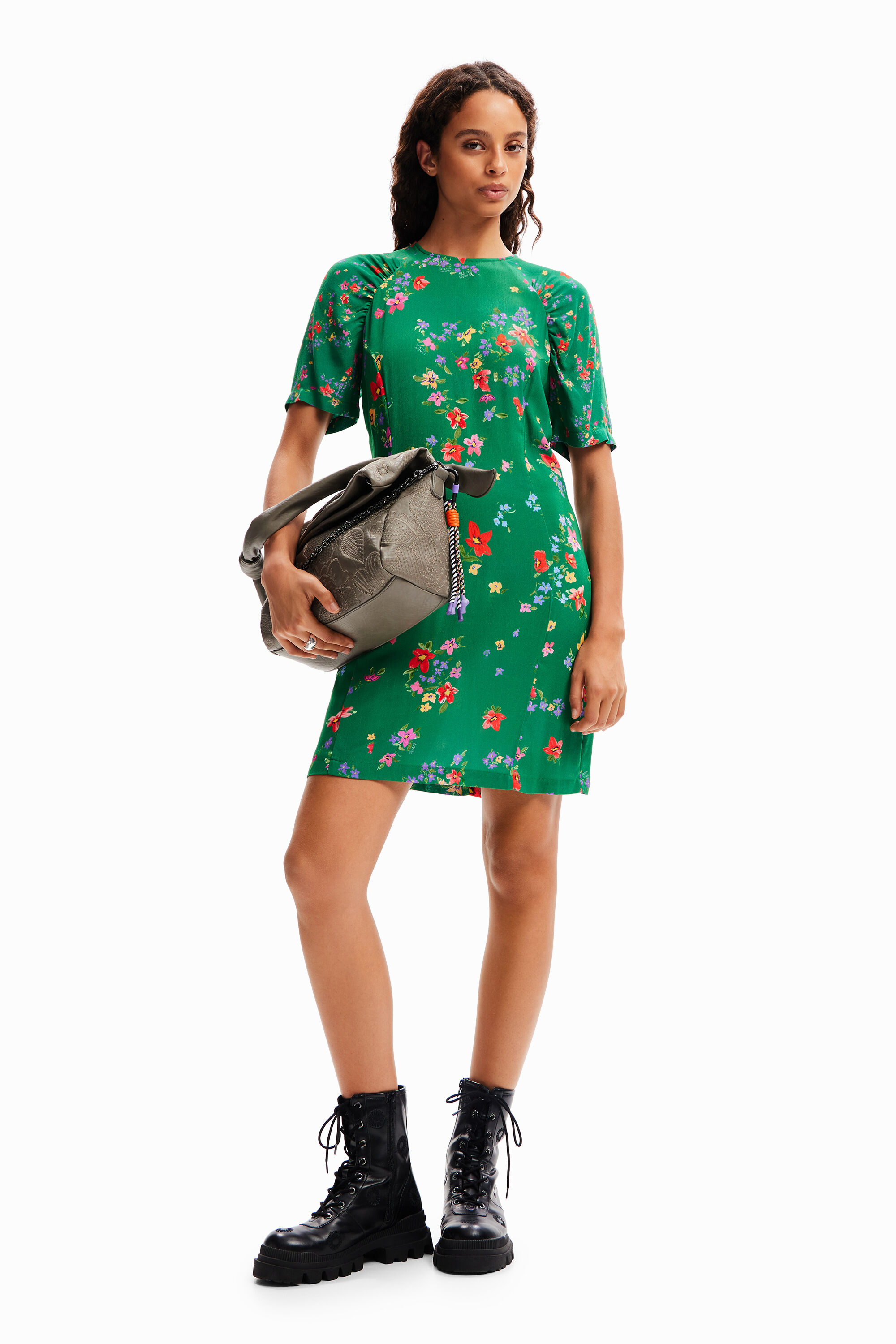 Vestido corto flores