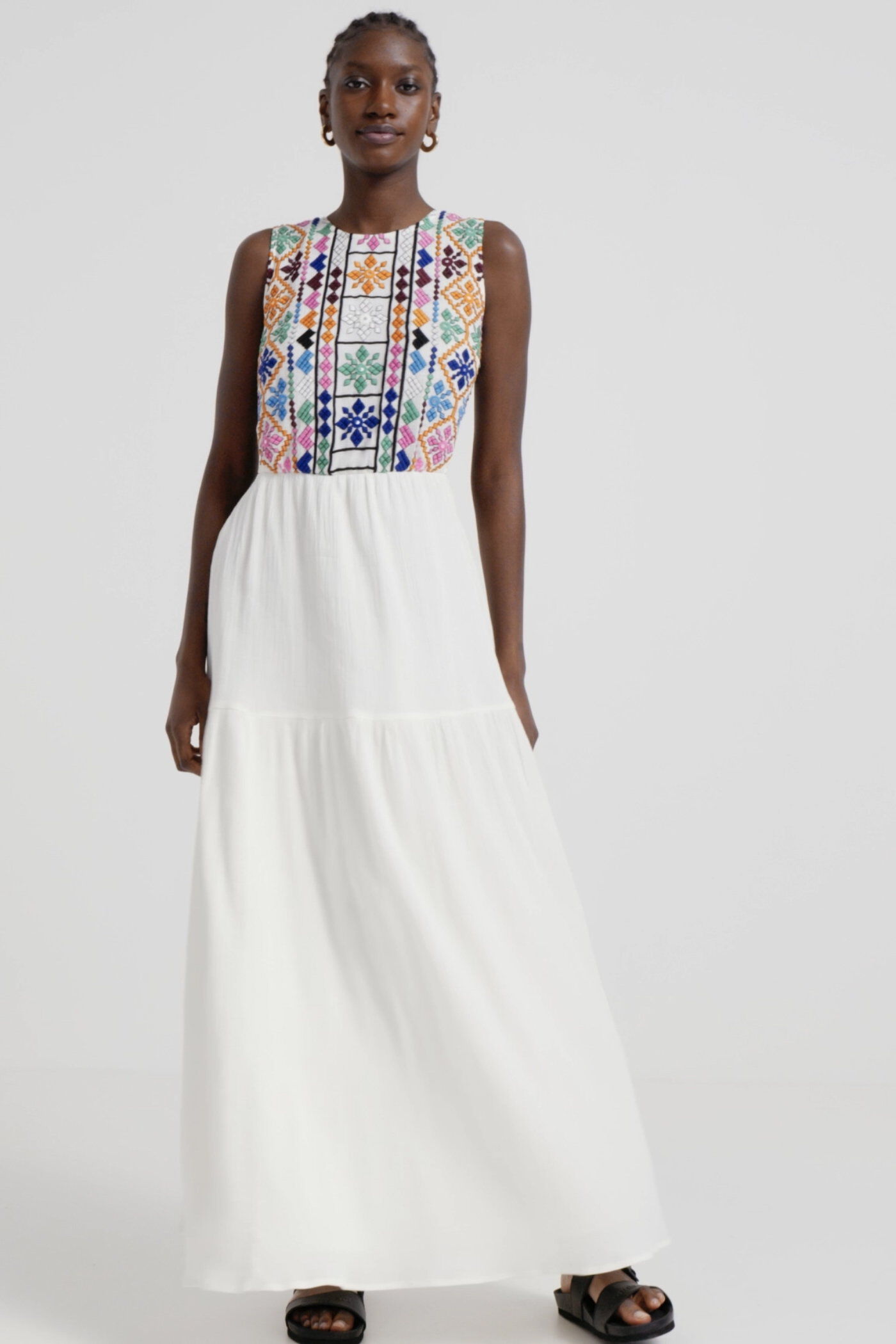 Vestido cut-out &eacute;tnico
