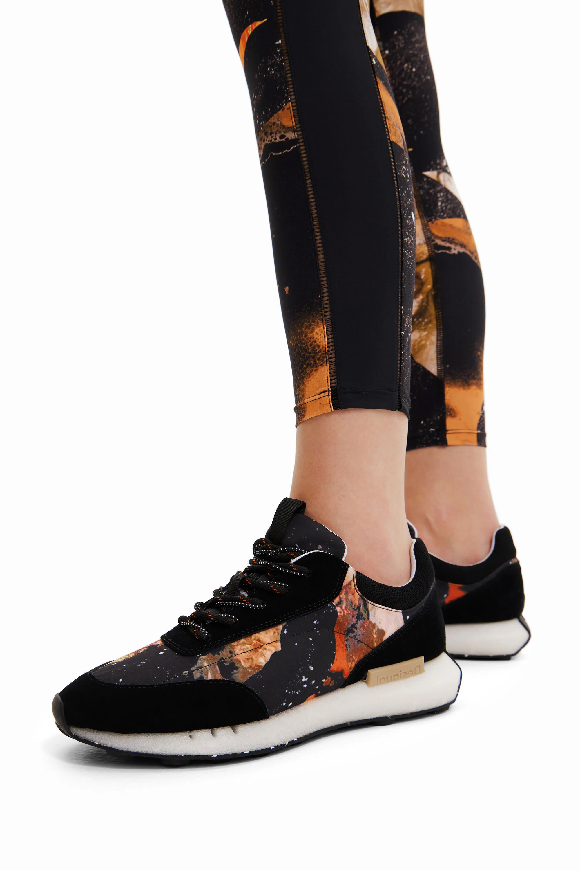 Sneakers runner mineral print