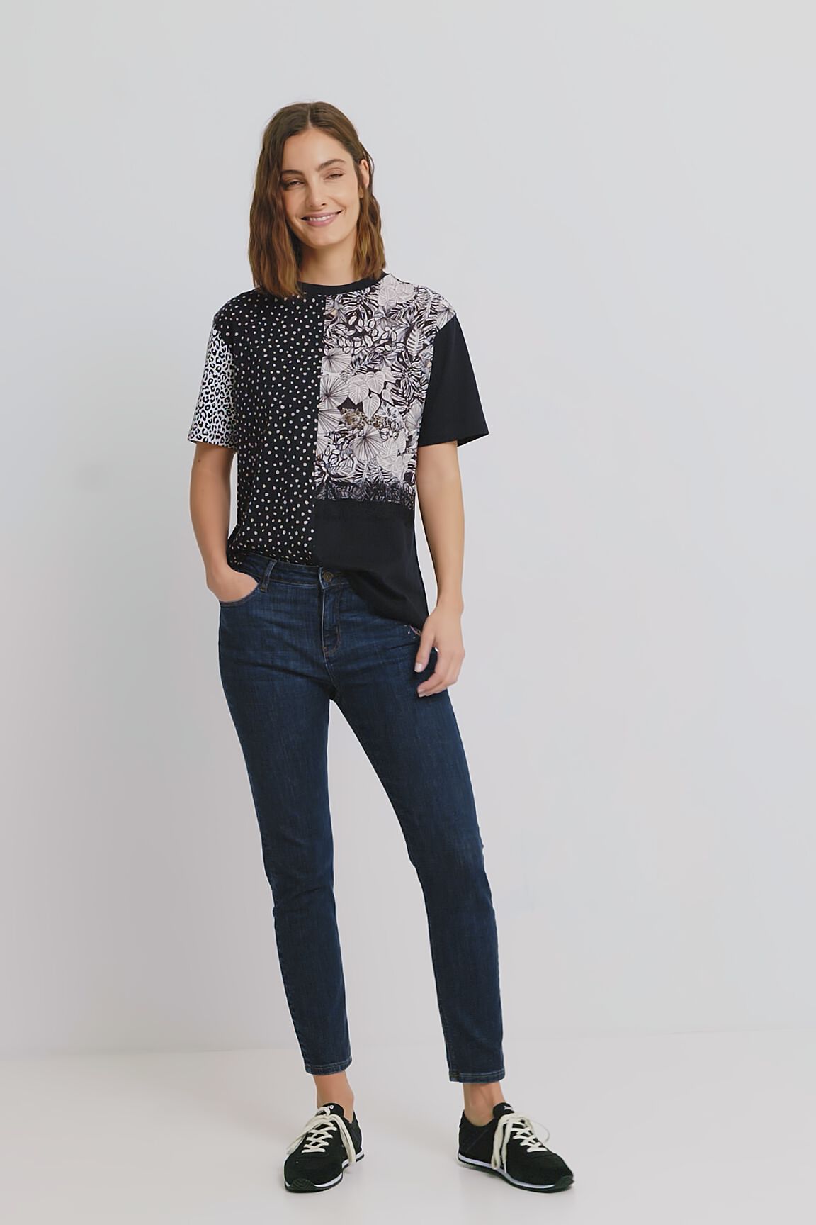 Camiseta topos encaje