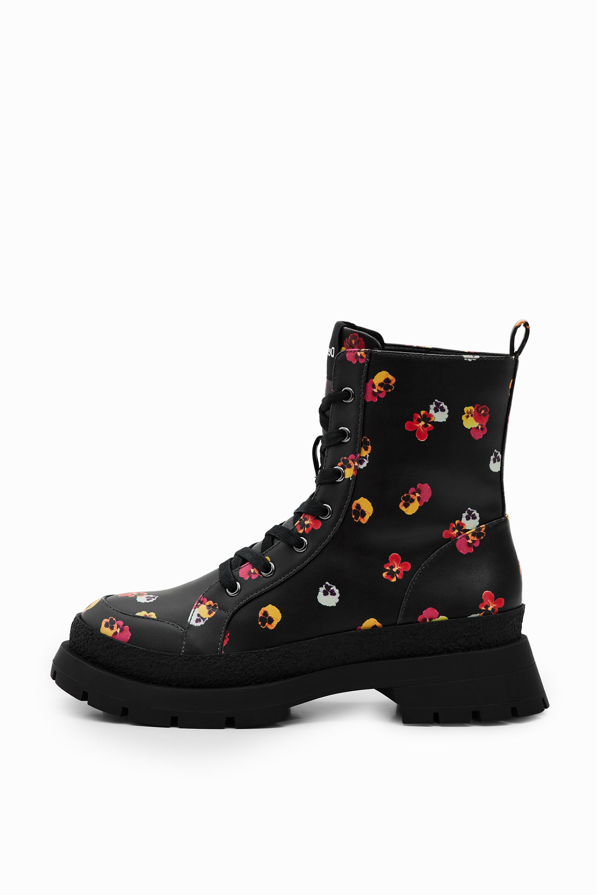Botas cordones flores