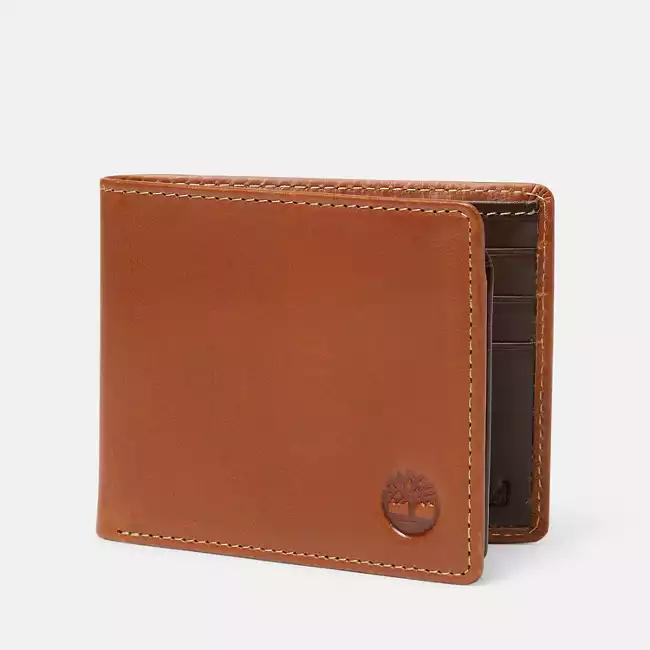 Waxy Pull Up Passcase Wallet