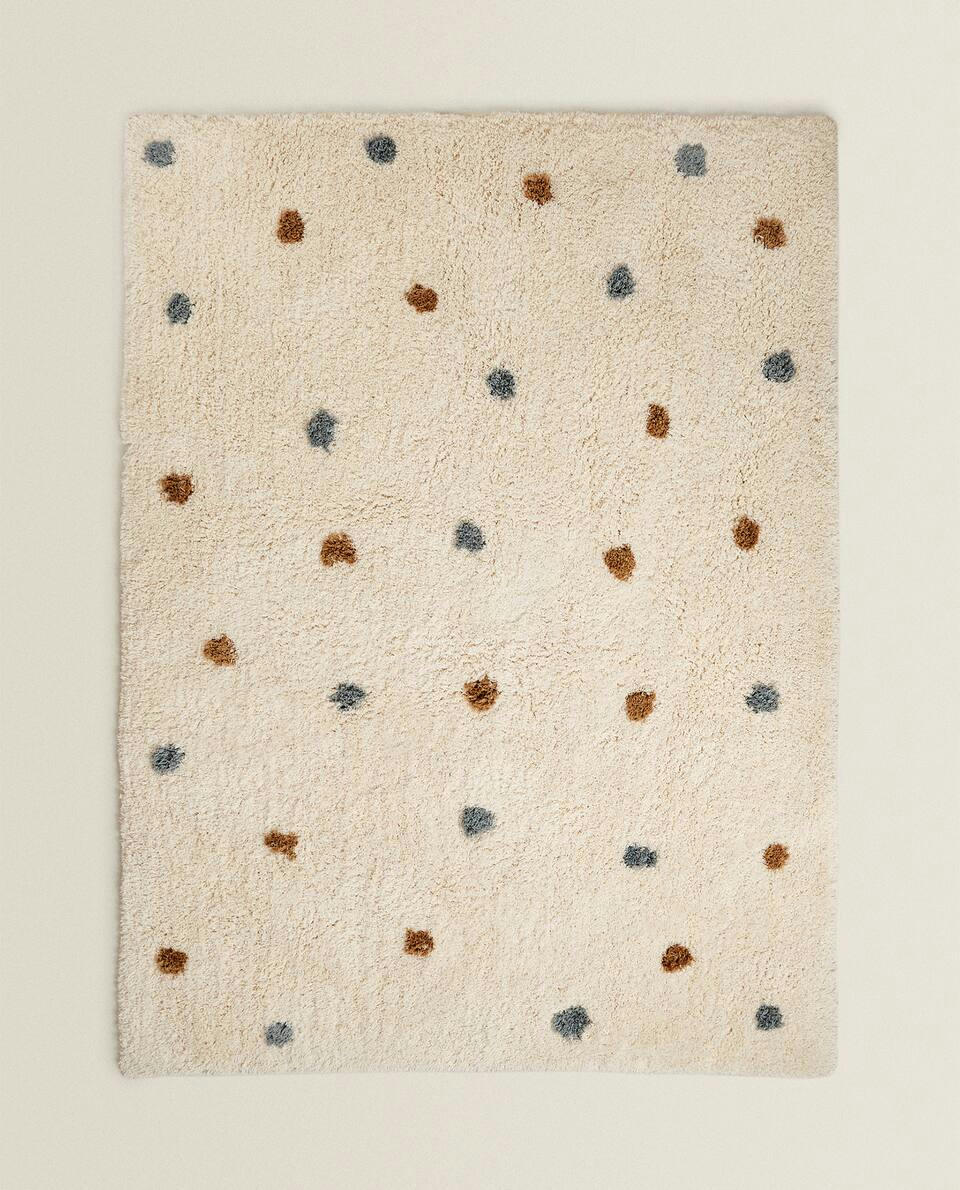 MULTICOLOURED DOTTED RUG