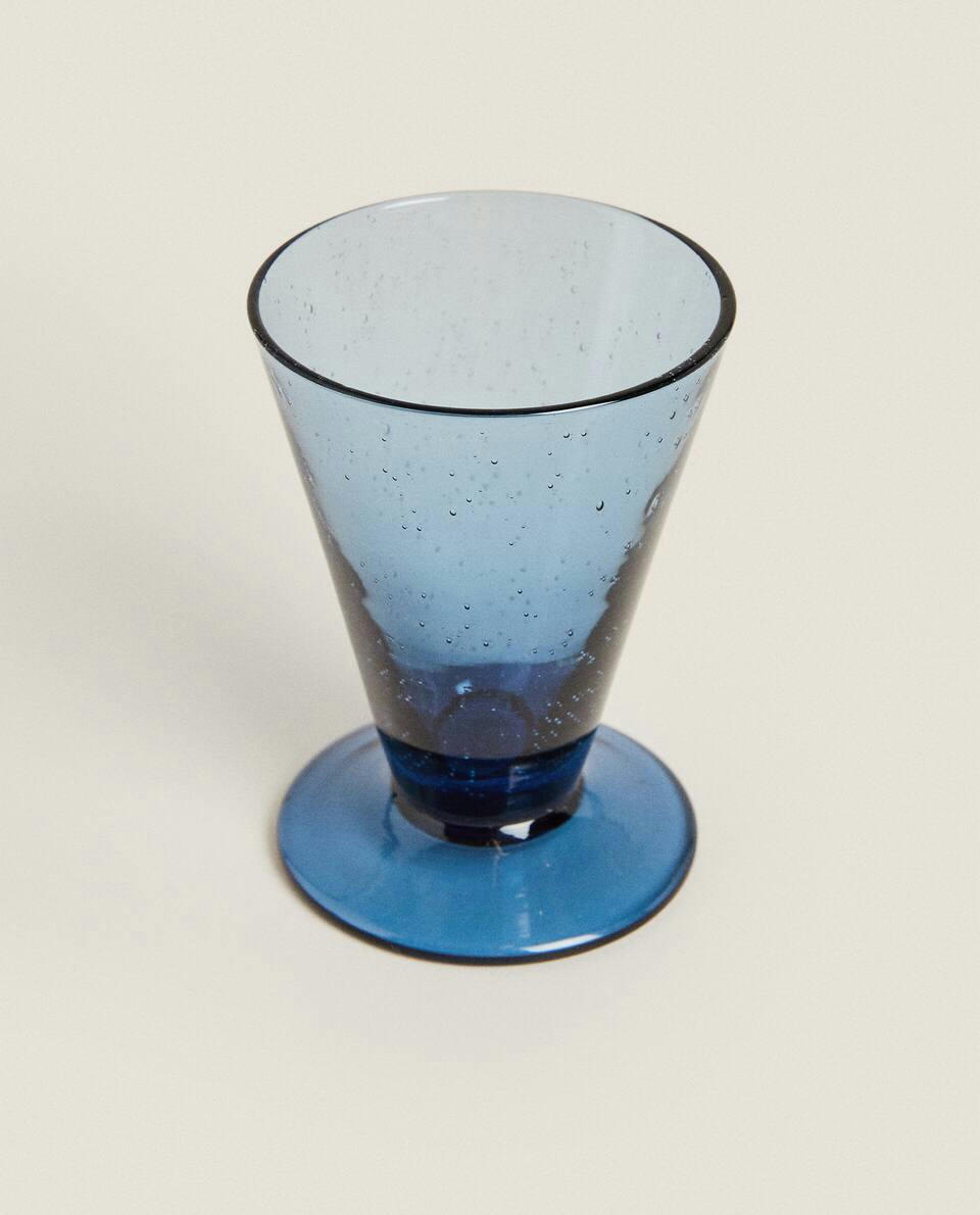 SMALL GLASS WITH BUBBLES