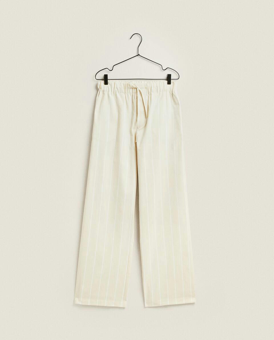 TROUSERS WITH THIN STRIPES