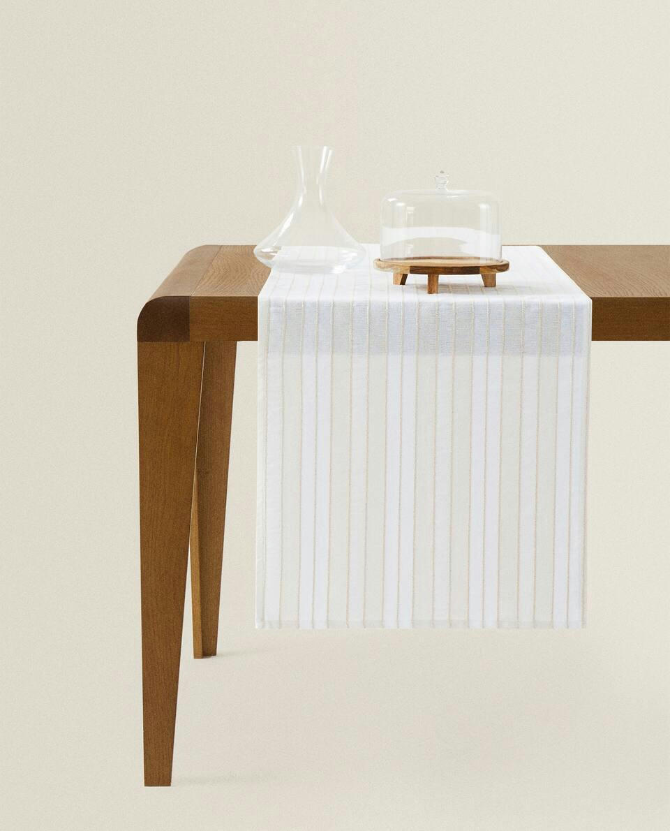 STRIPED TABLE RUNNER
