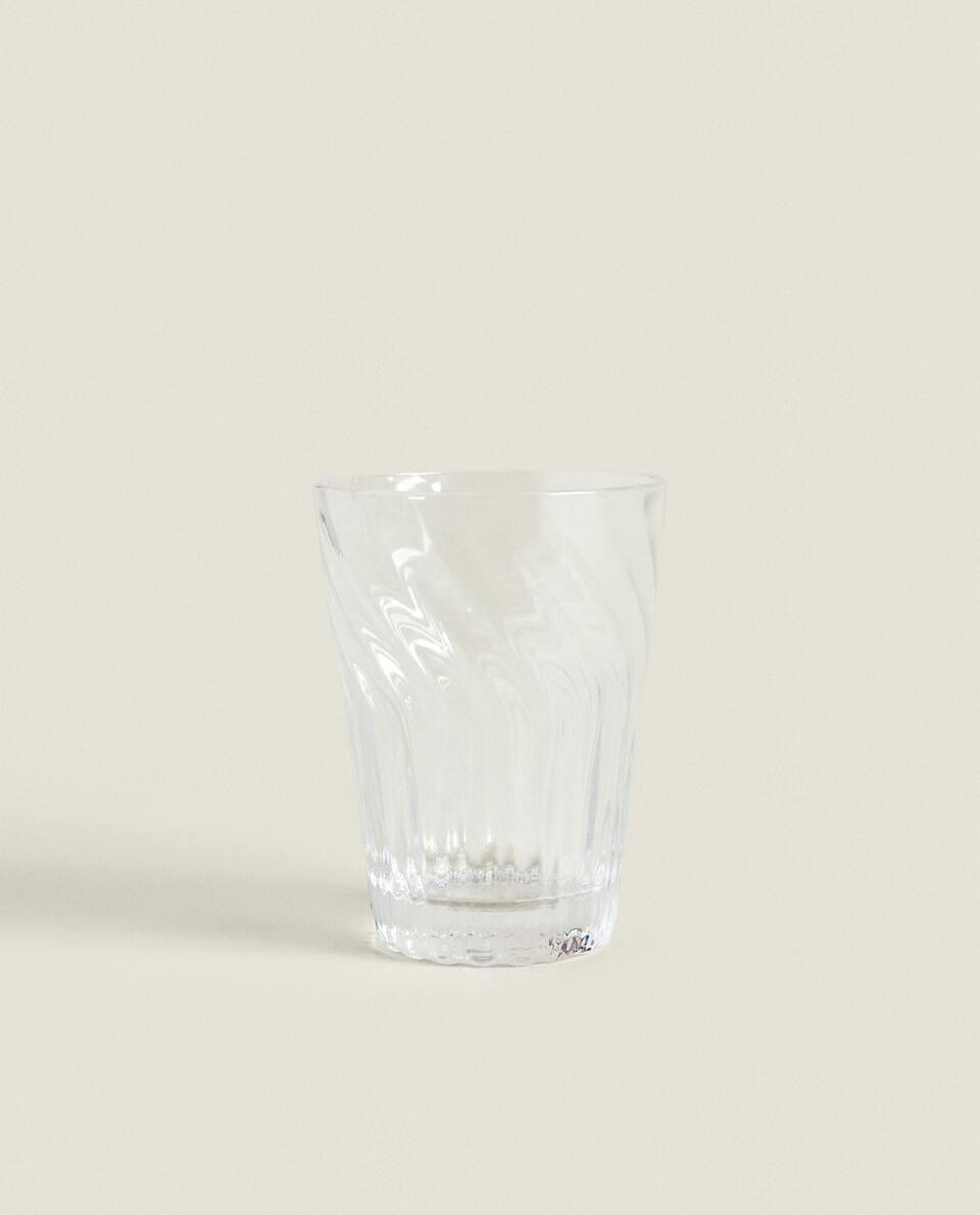 GLASS TUMBLER WITH LINE DESIGN