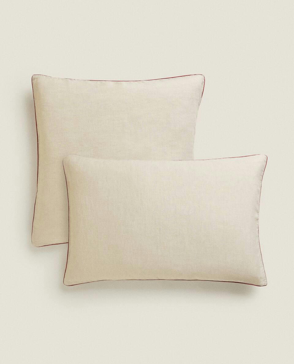 CHRISTMAS PILLOWCASE WITH PIPING