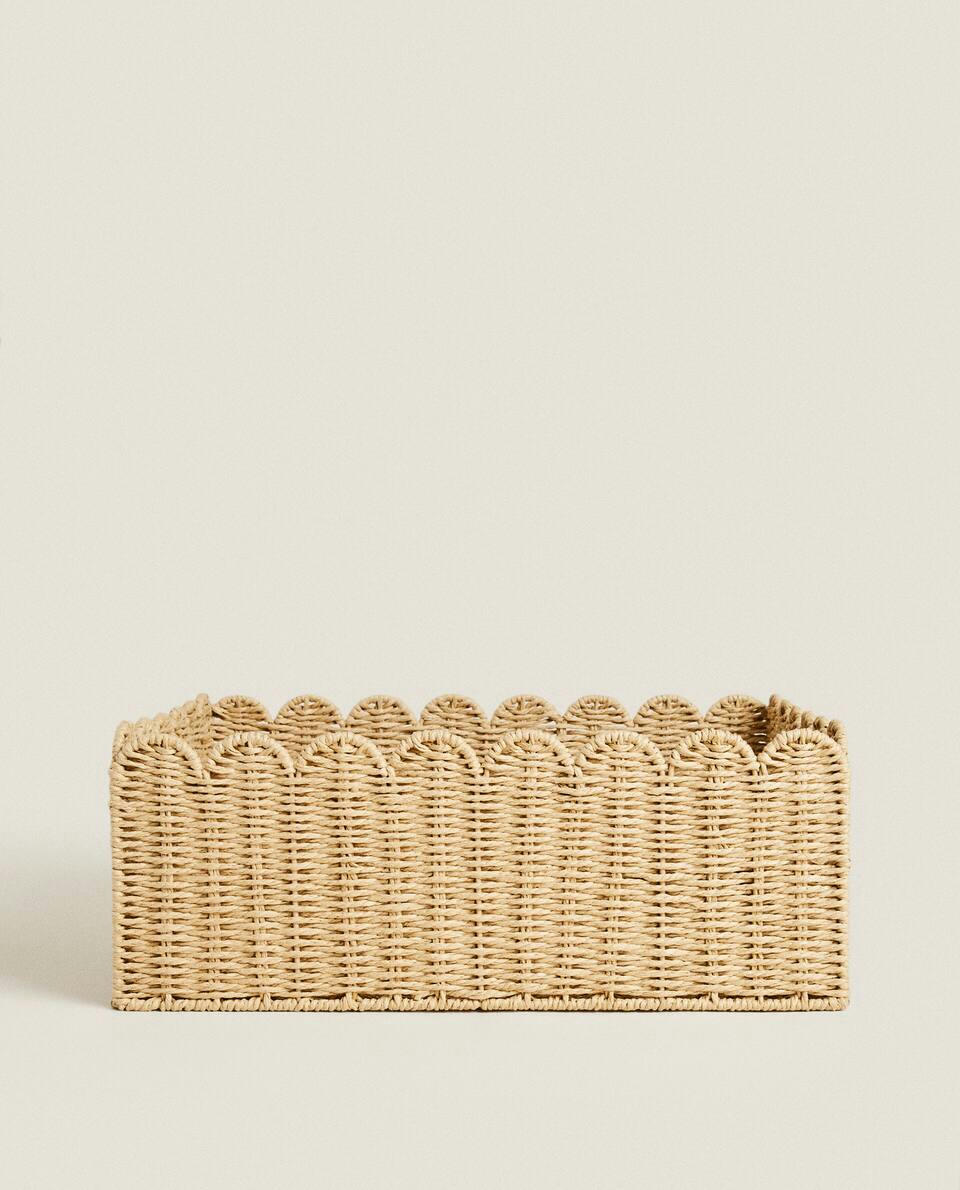 LARGE SCALLOPED BASKET