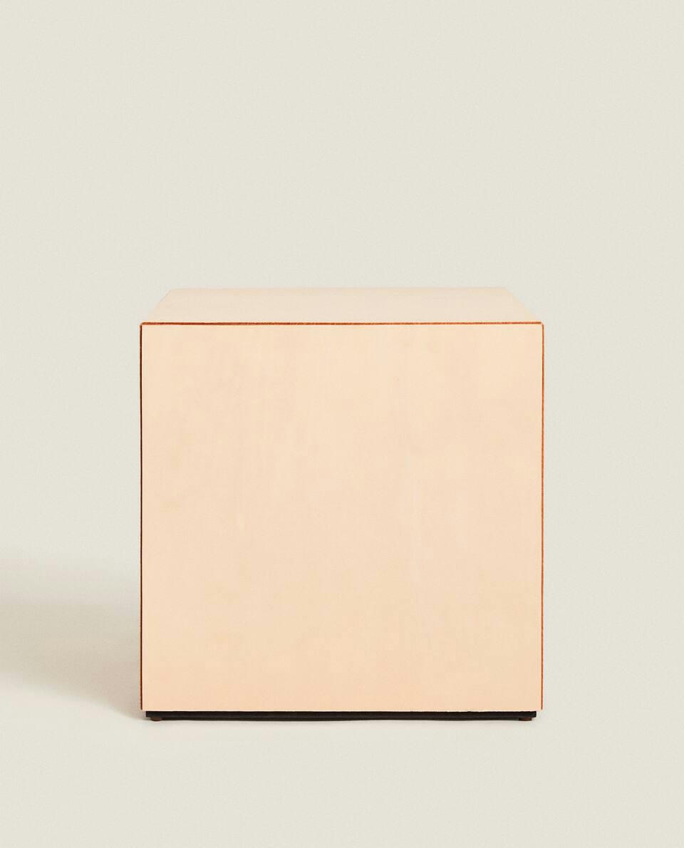 LEATHER CUBE SEAT - X STUDIO NICHOLSON