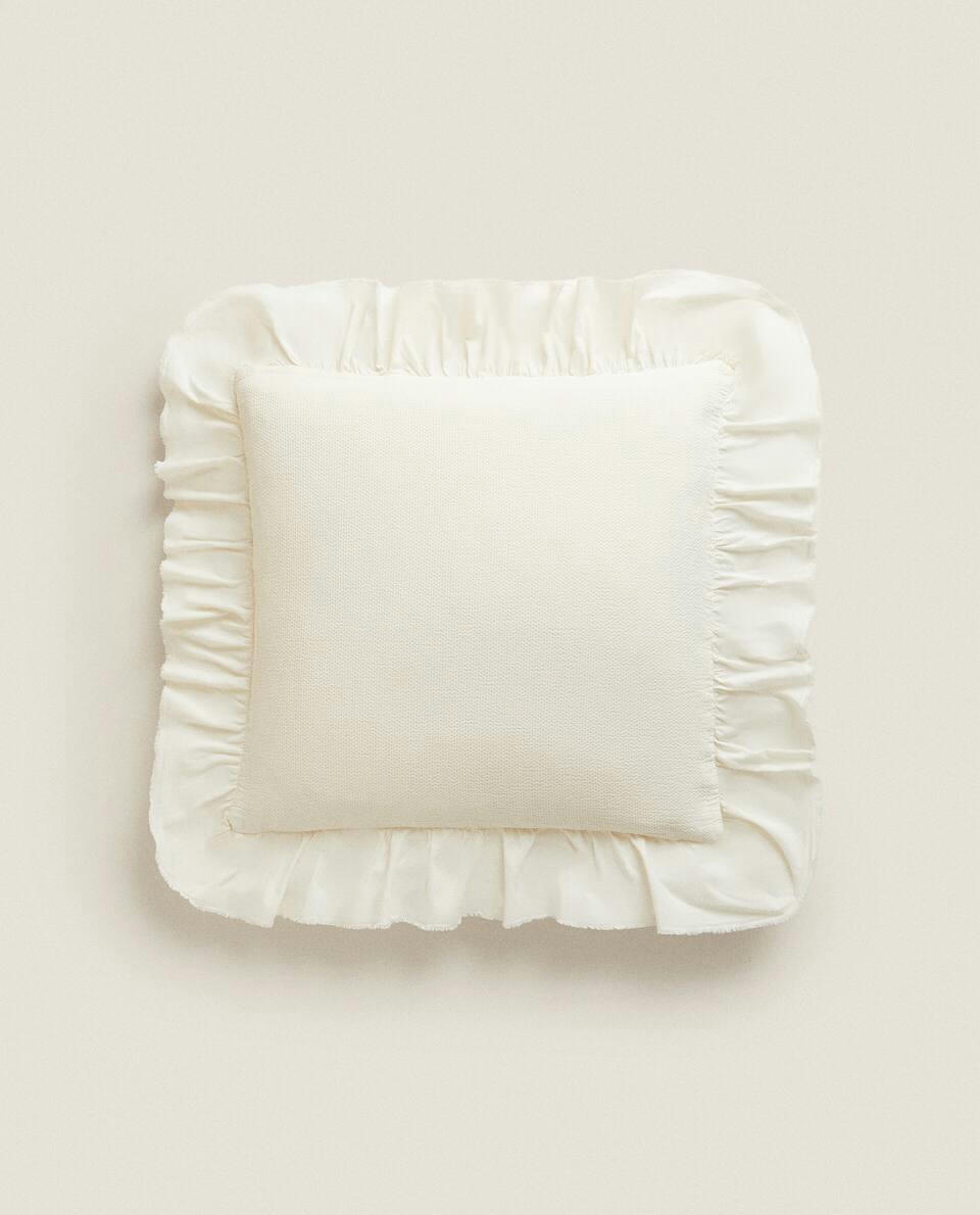 CUSHION COVER WITH RUFFLE TRIM