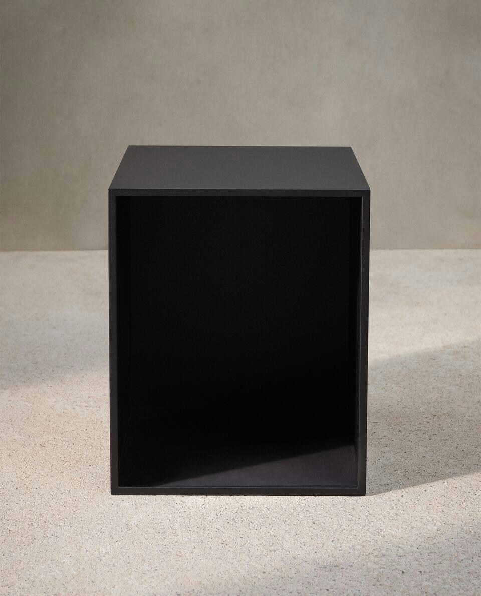 FURNITURE | ACCESSORIES 01