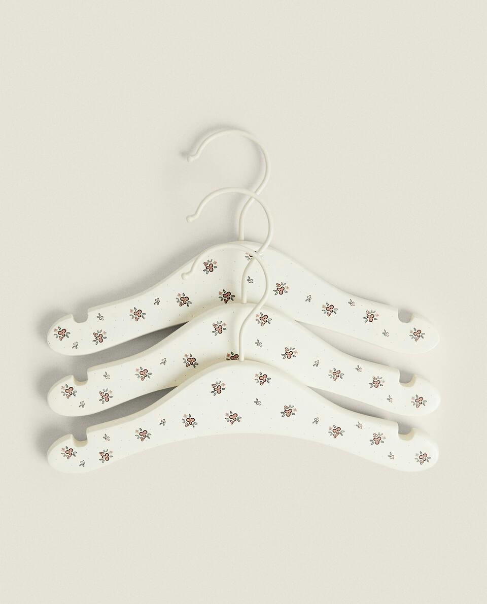 CHILDREN’S FLORAL PRINT HANGER (SET OF 3)