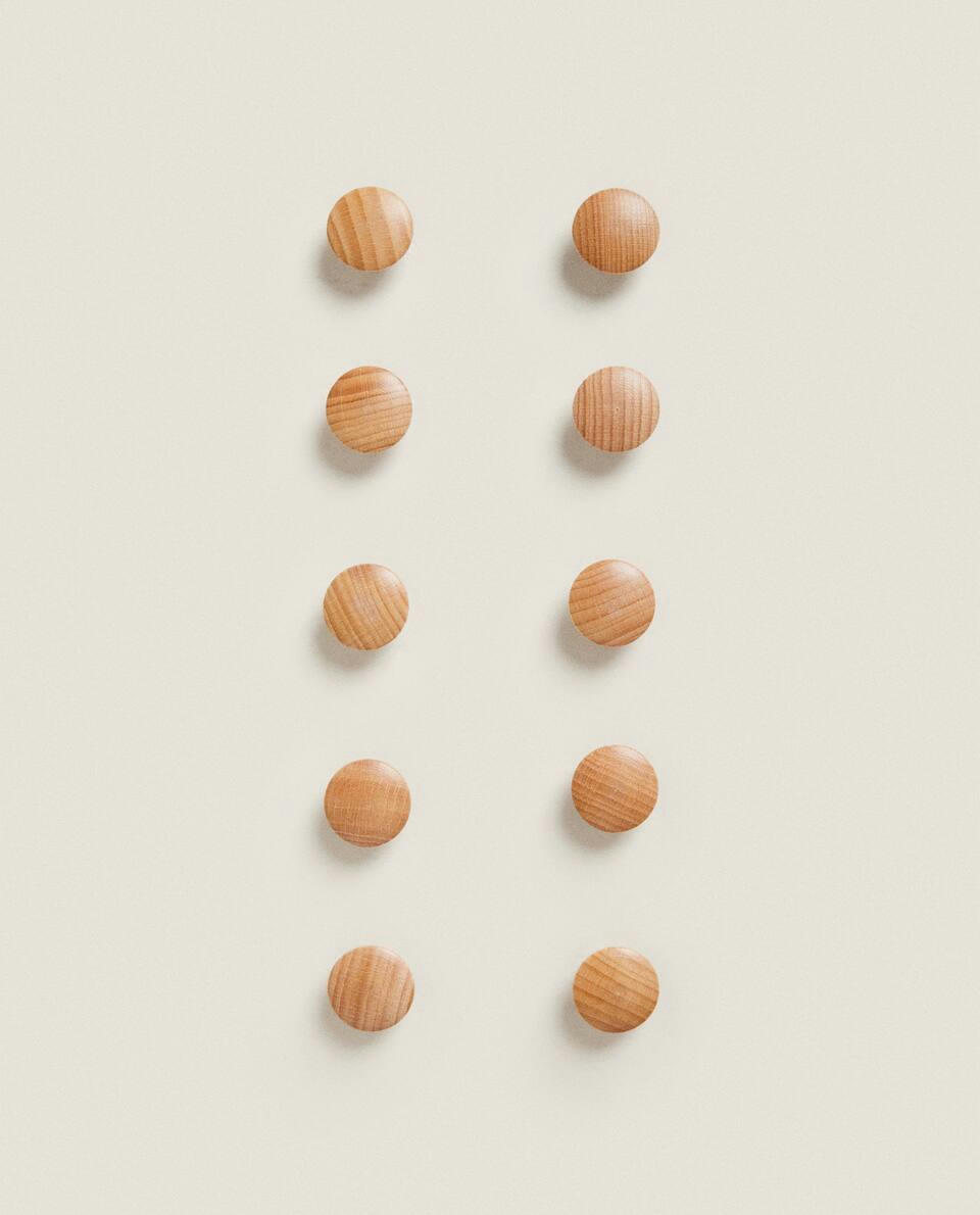 WOODEN MAGNETS (PACK OF 10)
