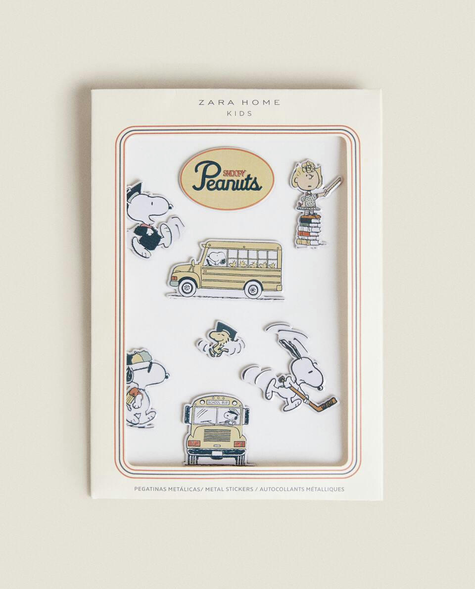 SET OF PEANUTS? STICKERS