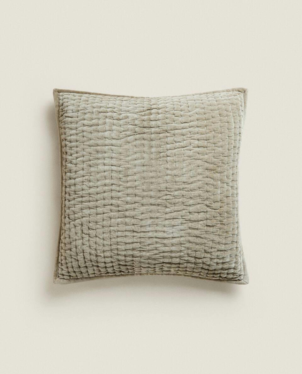 VELVET CUSHION COVER