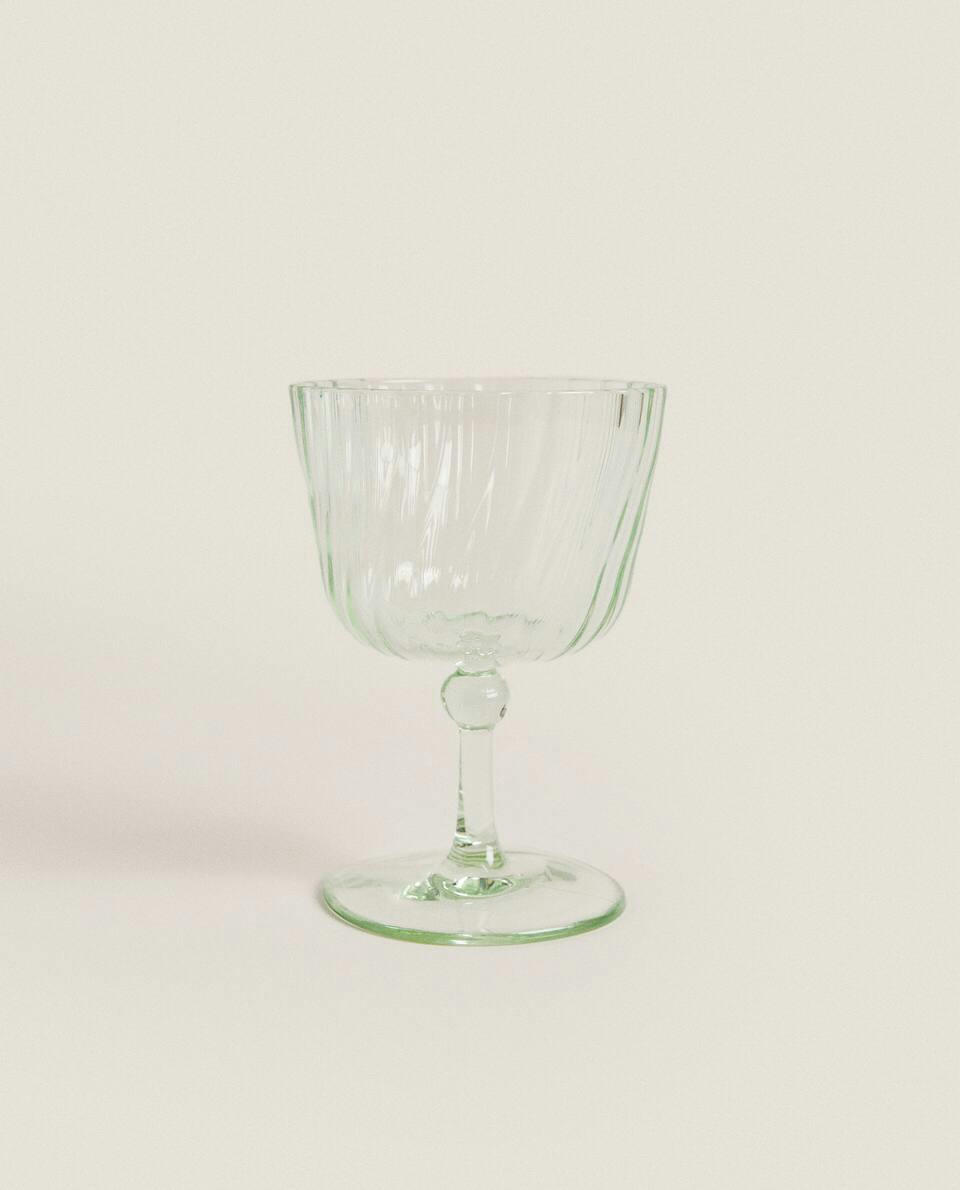 COLOURED GLASS WITH LINES