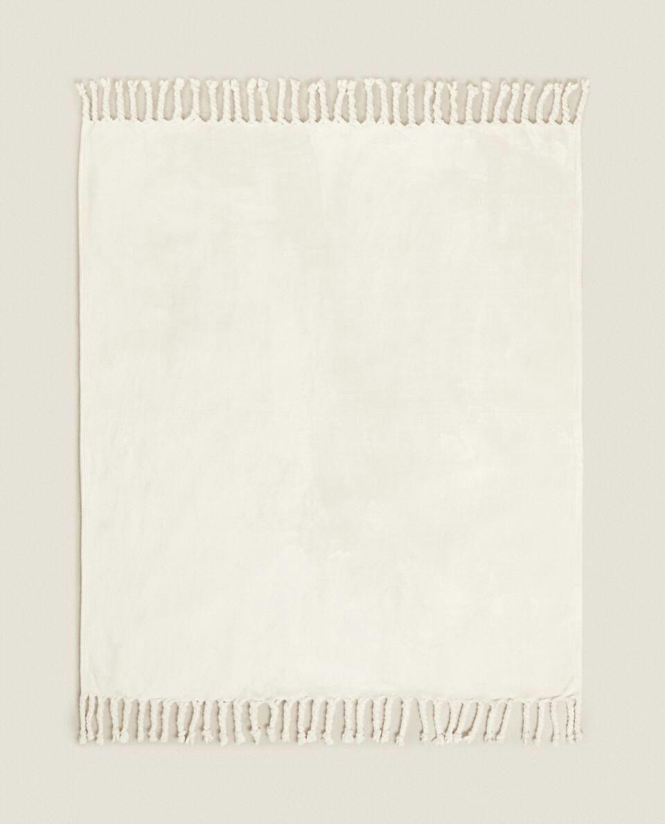 FLEECE BLANKET WITH FRINGING
