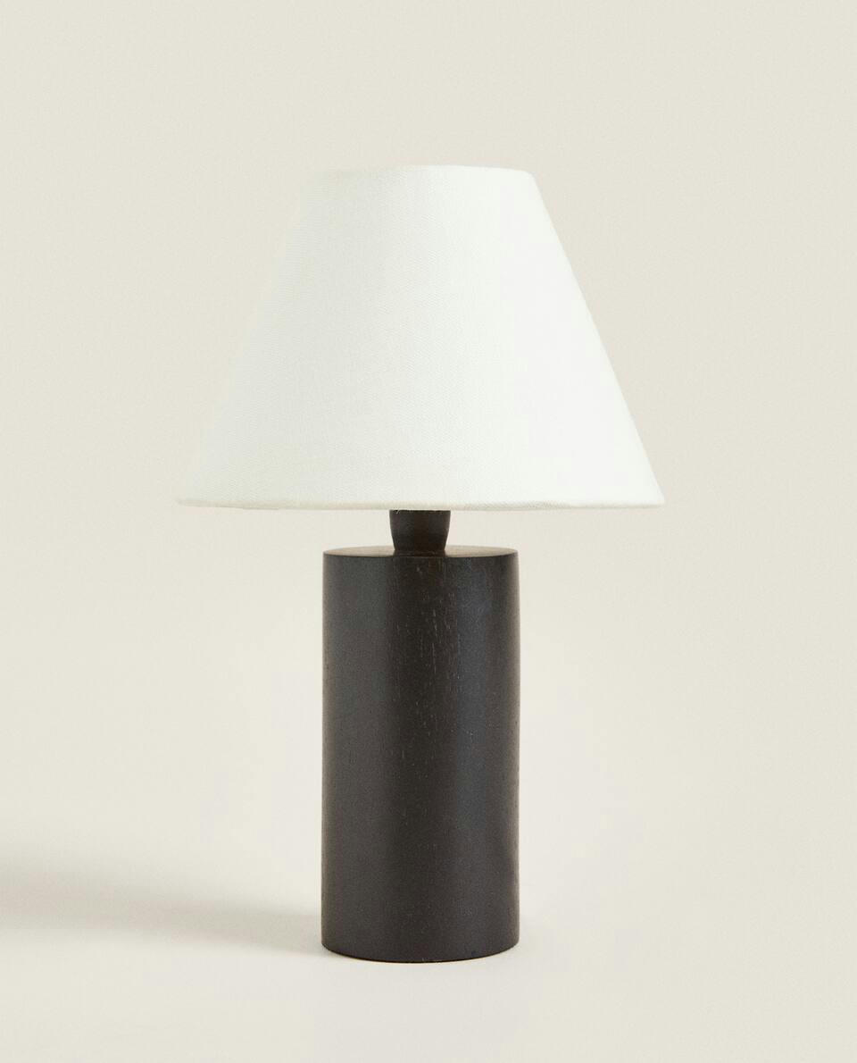 CYLINDRICAL BASE LAMP