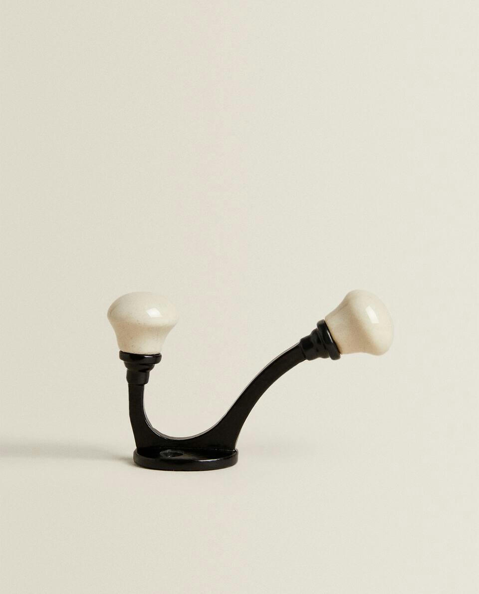CERAMIC HOOK