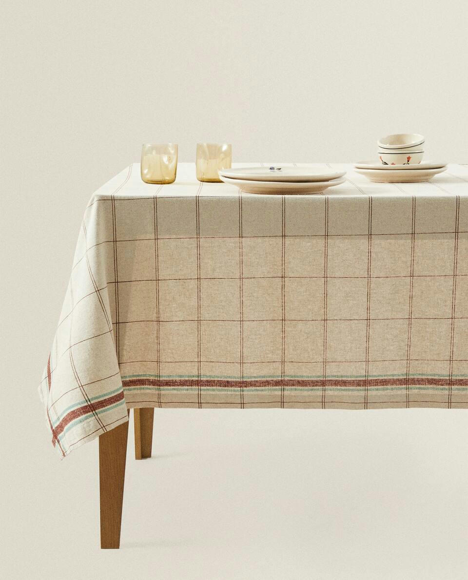 CHECK PRINT TABLECLOTH