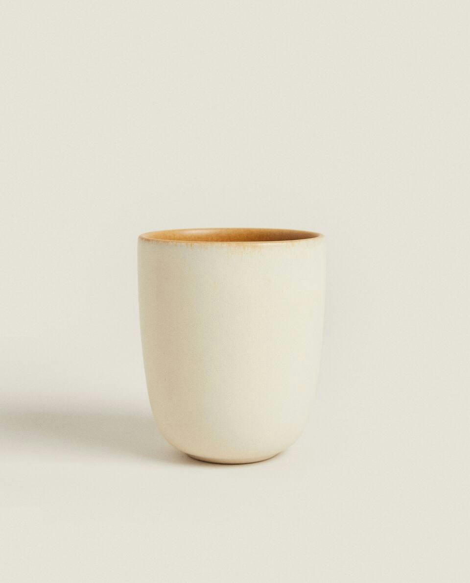 COLOURED STONEWARE TUMBLER