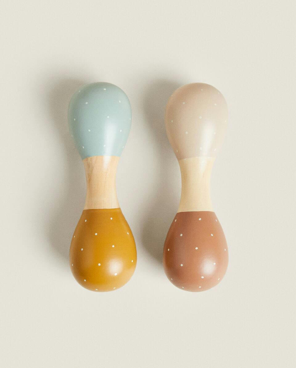 WOODEN MARACAS
