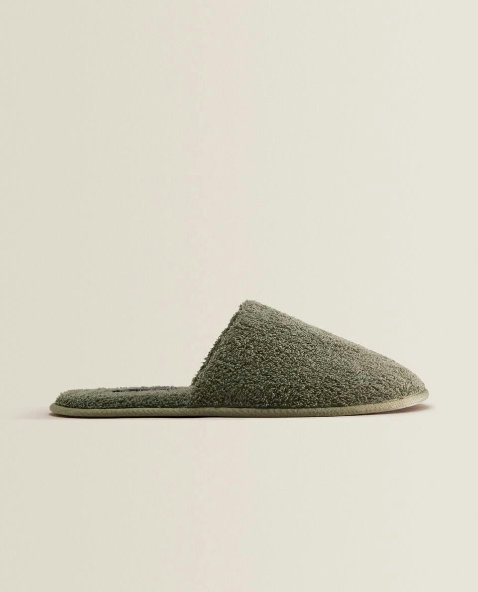 TERRY BATHROOM SLIPPERS
