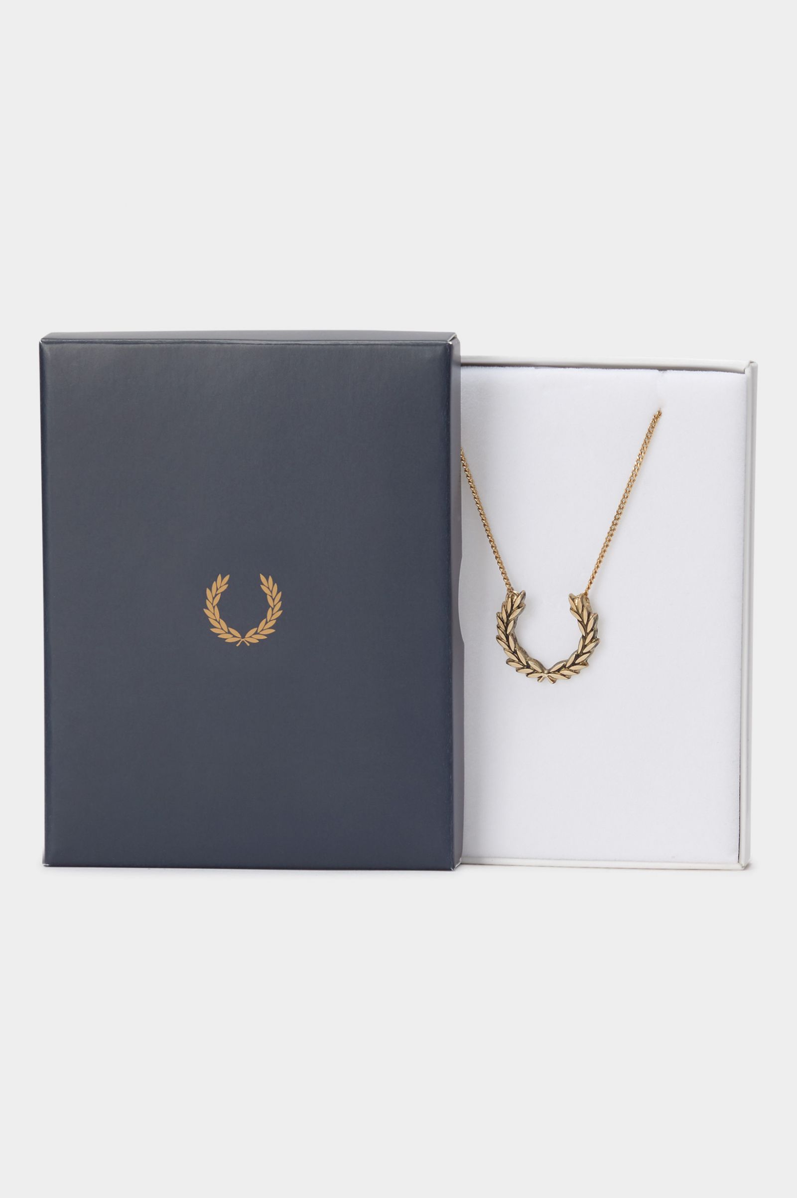 Laurel Wreath Necklace Gold