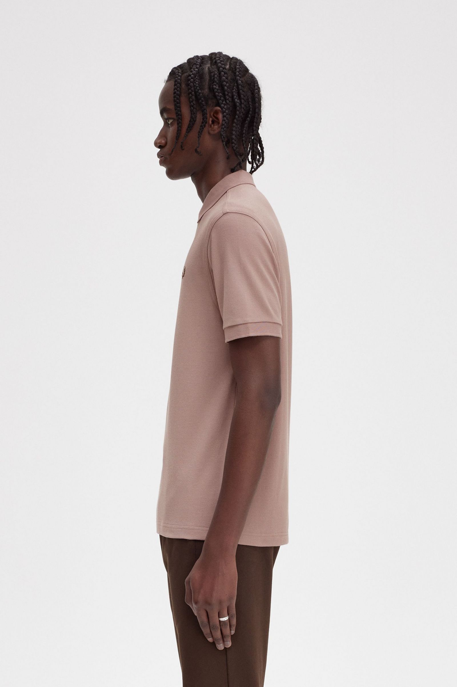 The Fred Perry ShirtM6000 Dark Pink / Burnt Tobacco